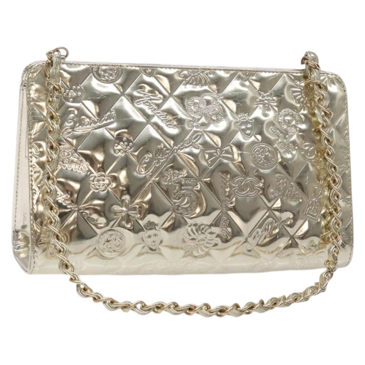 Chanel Chanel Lucky Symbols Pochette Embossed Quilted Patent Size ONE SIZE - 1 Thumbnail