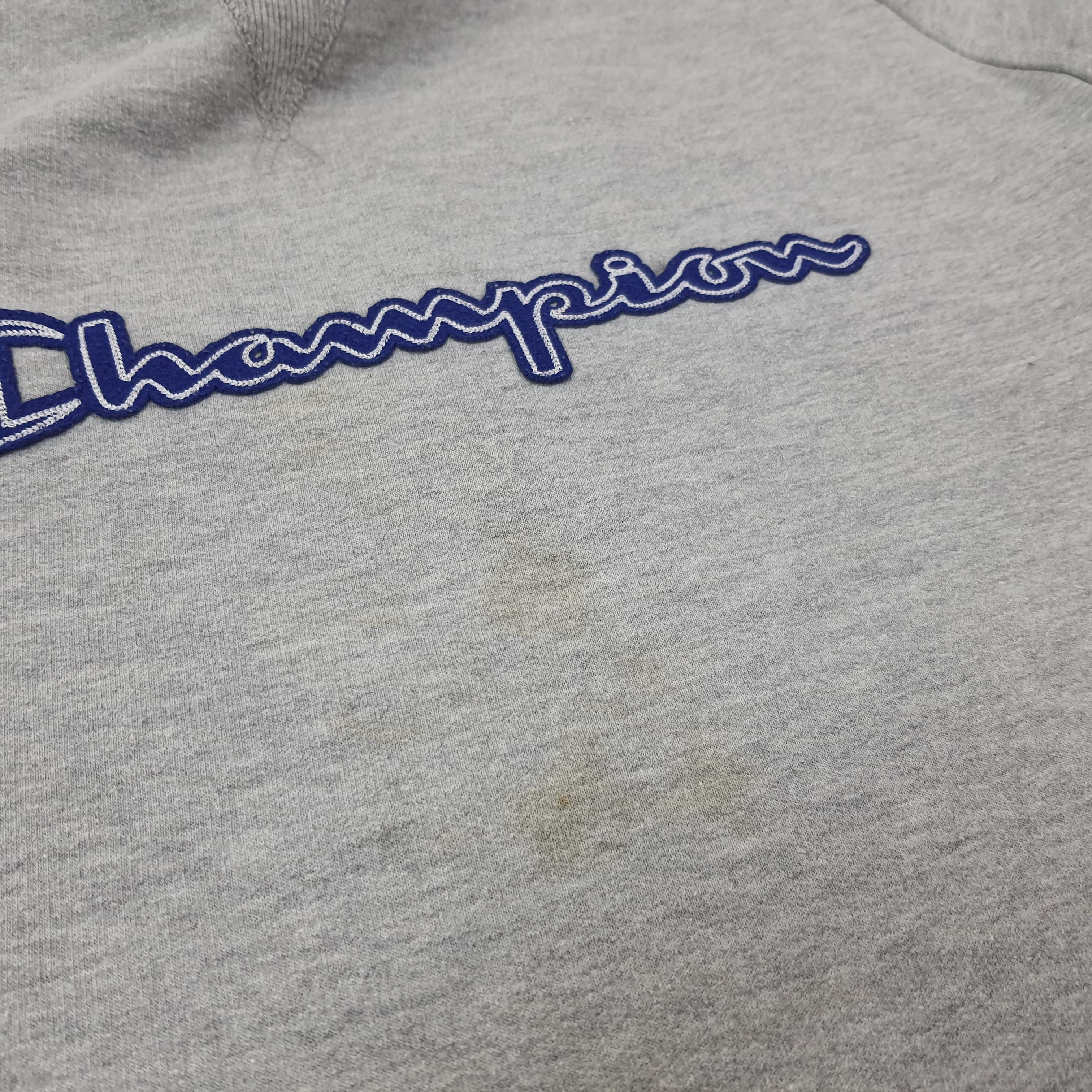 Champion Vintage Champion Center Sweatshirt C266N4 Size US L / EU 52-54 / 3 - 12 Thumbnail
