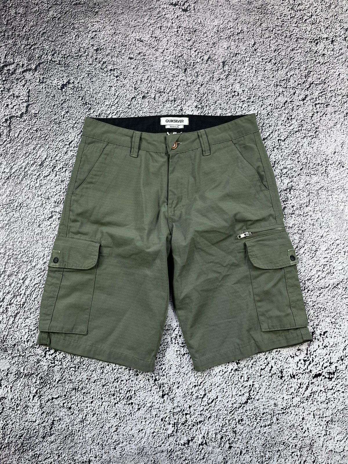 Quicksilver Rare Vintage Quicksilver Cargo Shorts Y2K side 30 Size US 30 / EU 46 - 1 Thumbnail