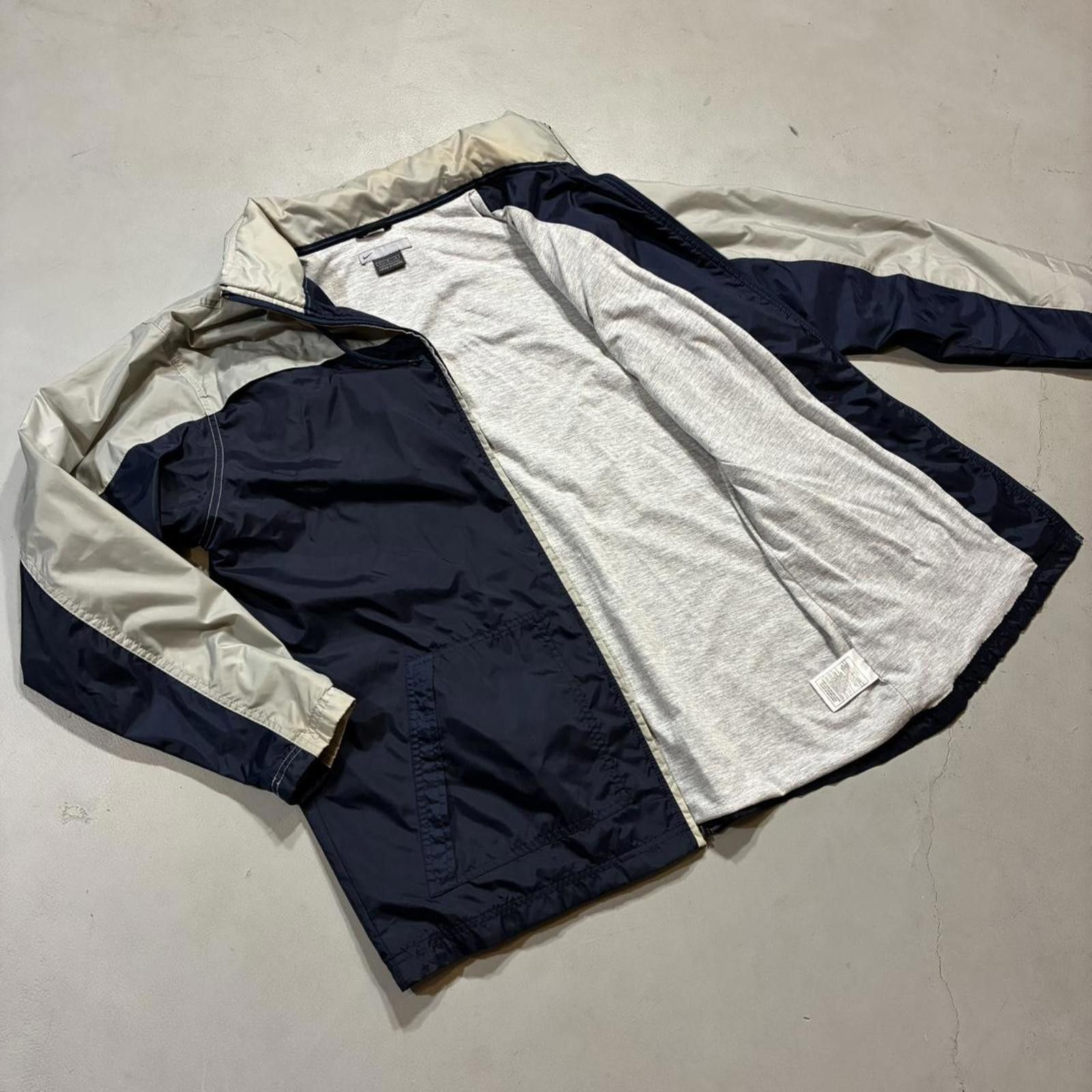 Nike Vintage 00's Nike Men's Silver & Blue Full-Zip Windbreaker Size US L / EU 52-54 / 3 - 3 Thumbnail