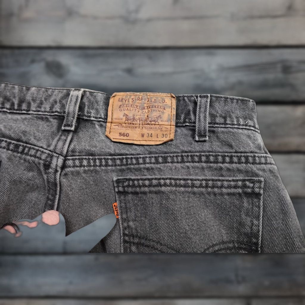 Levi's VINTAGE Levi's 560 Jeans Mens 34x30 Gray Charcoal Denim Orange Tab Baggy Relaxed Fit Tapered 5-Pocket Denim Jeans Mens Size US 34 / EU 50 - 1 Thumbnail