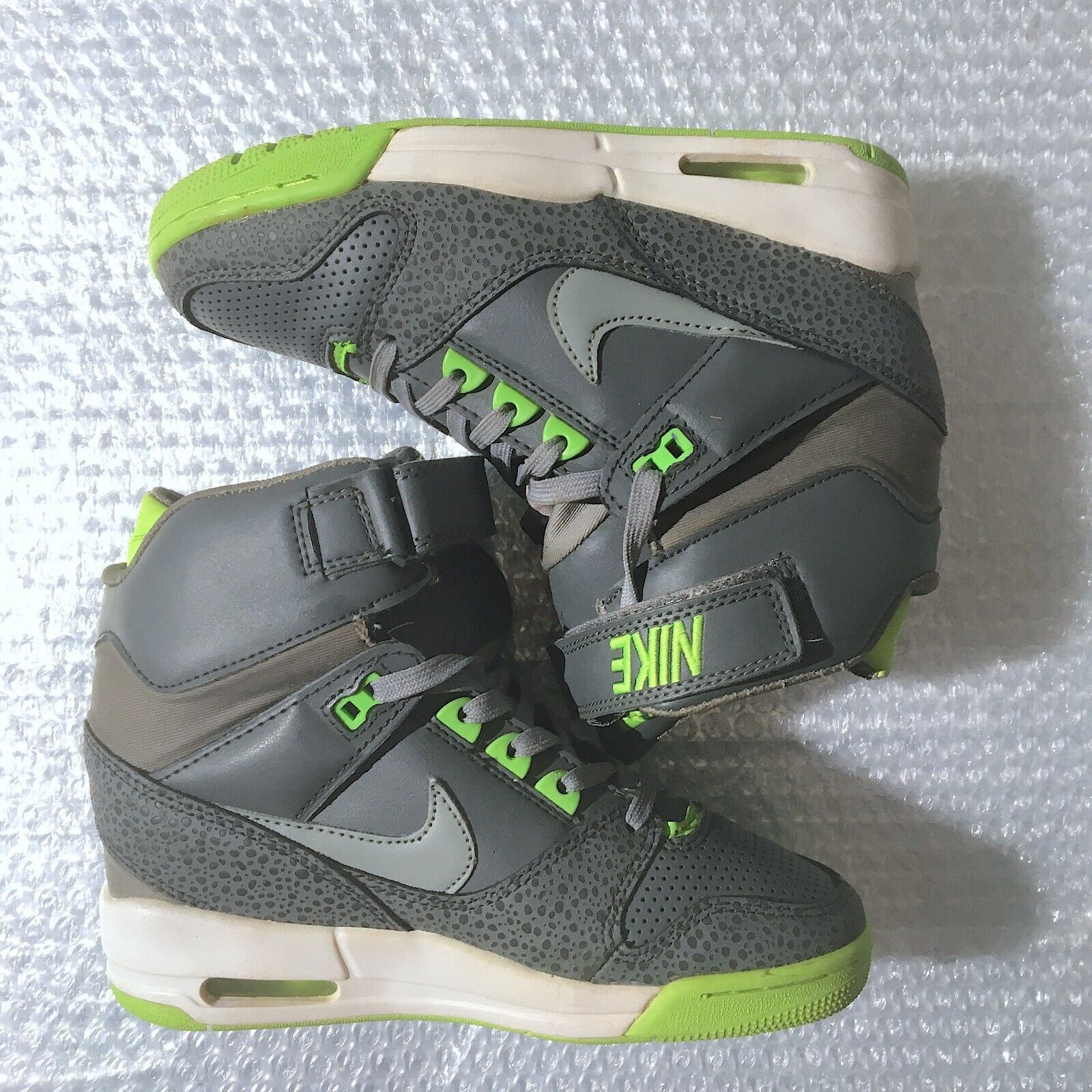 Nike Nike Air Revolution Ski Hi Hidden Heel Wedges Size US 7 / IT 37 - 11 Thumbnail