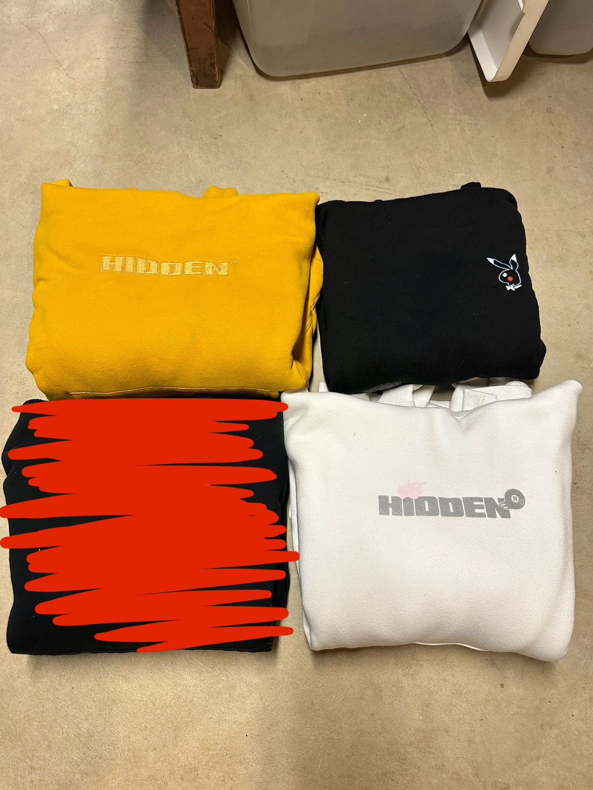 Hidden Characters Hidden Characters Hoodie Bundle All size M Size US M / EU 48-50 / 2 - 1 Thumbnail