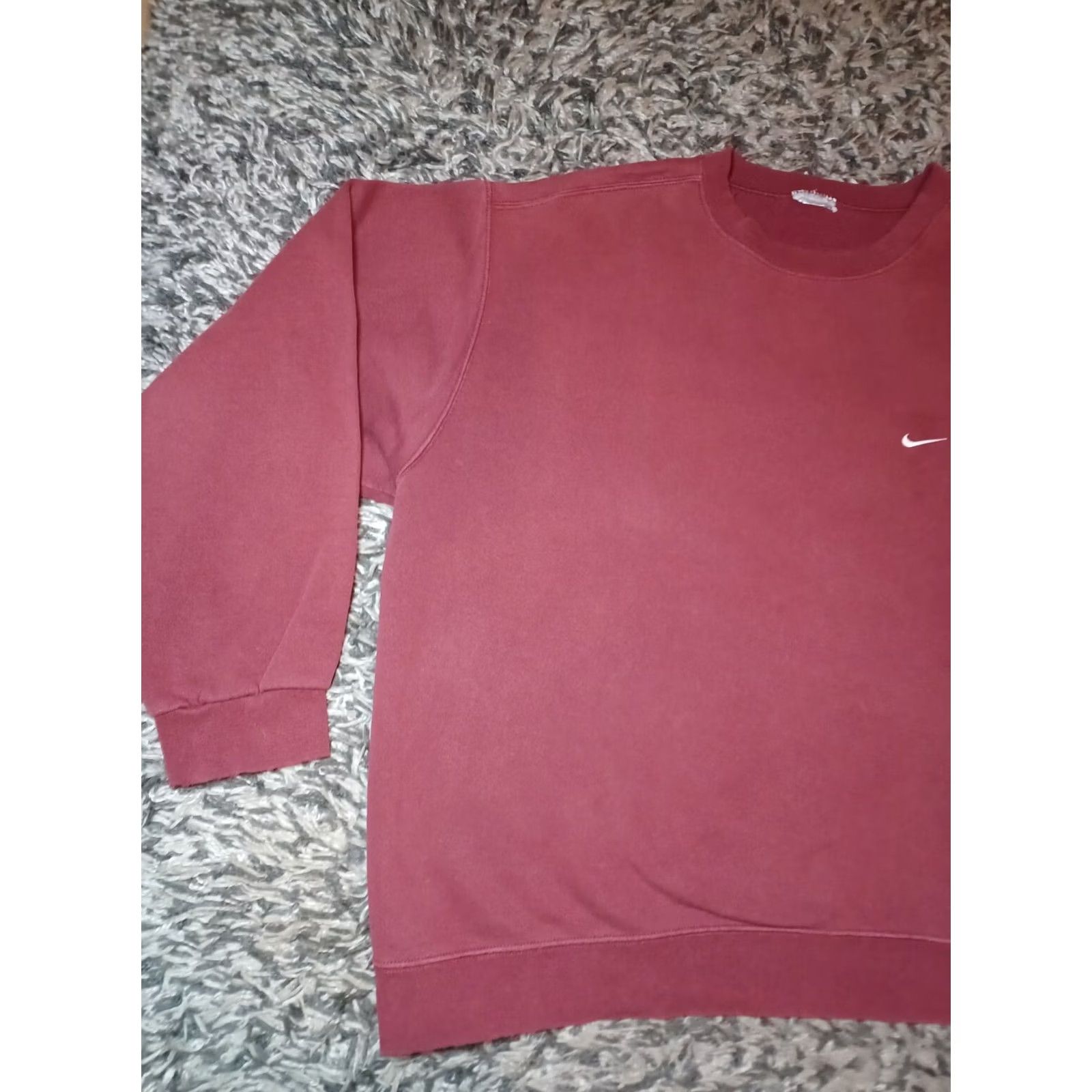 Nike VINTAGE Nike Shirt Mens 2XL Red Essential Swoosh Crewneck Sweatshirt Burgundy Maroon Men Size US XXL / EU 58 / 5 - 3 Thumbnail