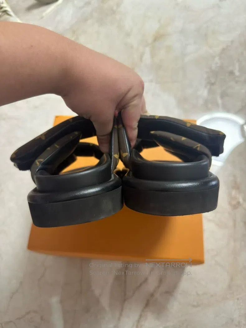 Louis Vuitton Louis Vuitton Presbyopic velcro slippers Size US 5.5 / EU 38 - 3 Thumbnail