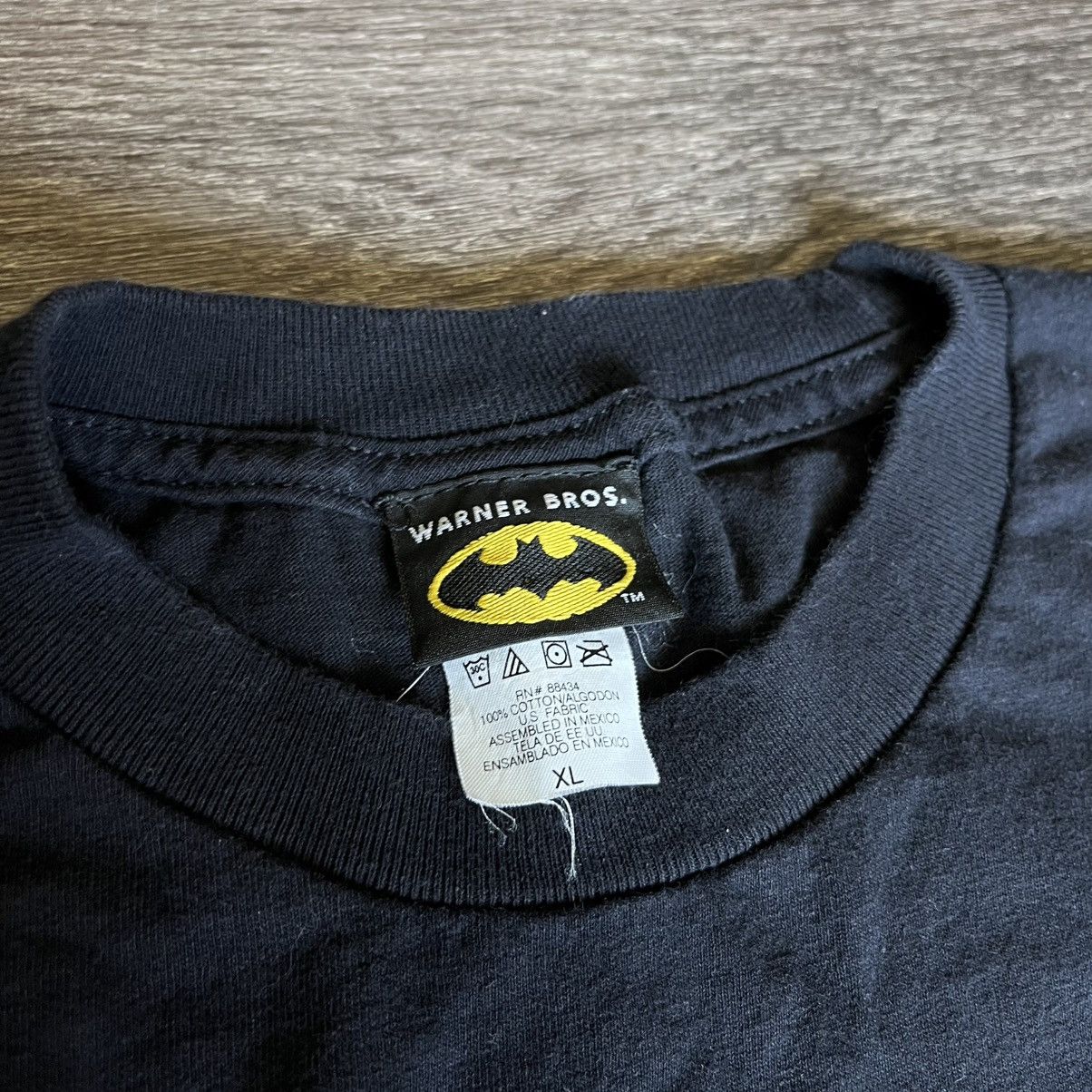 DC Comics × Vintage Vintage 2003 Batman Embossed Felt Logo Comic Book Tee Shirt Size US XL / EU 56 / 4 - 4 Thumbnail