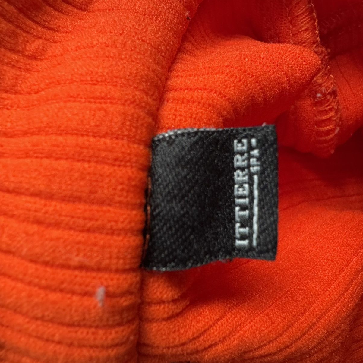 Versace Vintage Versace Corduroy Pants Size 24" / US 00 / IT 34 - 14 Thumbnail