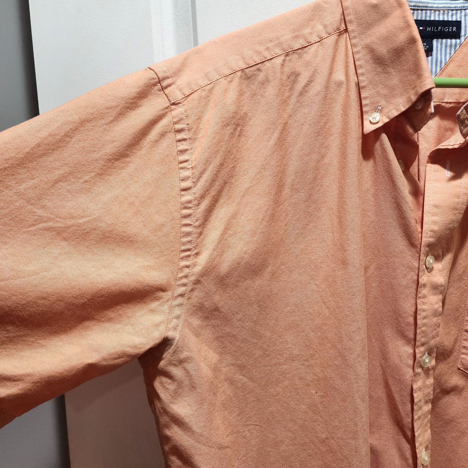 Tommy Hilfiger Tommy Hilfiger Salmon Button Casual Shirt L Size US L / EU 52-54 / 3 - 3 Thumbnail