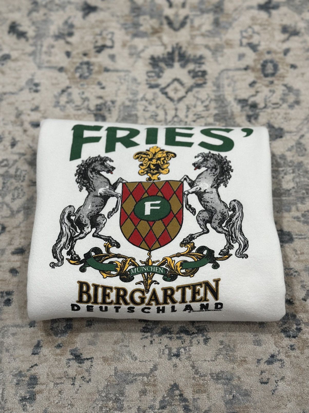 Delta Vintage 90s German Beer Crewneck Fries BiergartenDeutschland Size US L / EU 52-54 / 3 - 13 Thumbnail