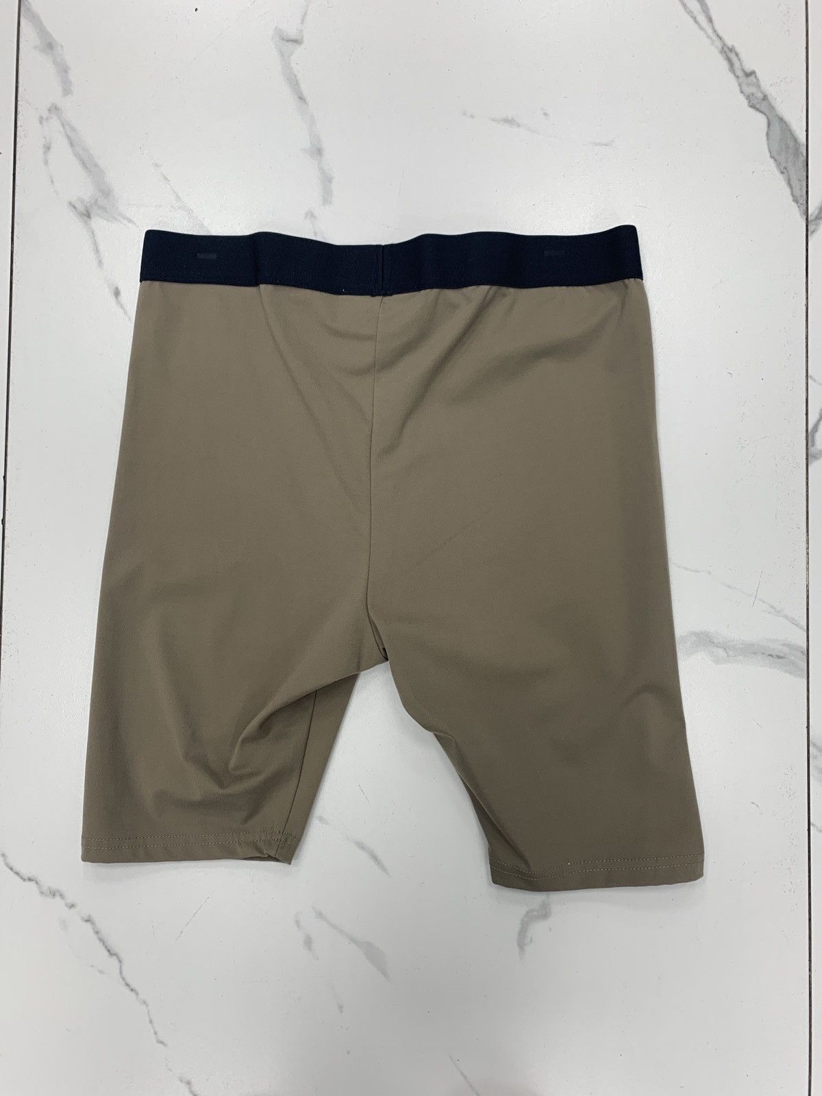 Essentials Fear of God Essentials Athletic Biker Shorts "Moss/Goat" Size US 32 / EU 48 - 2 Thumbnail