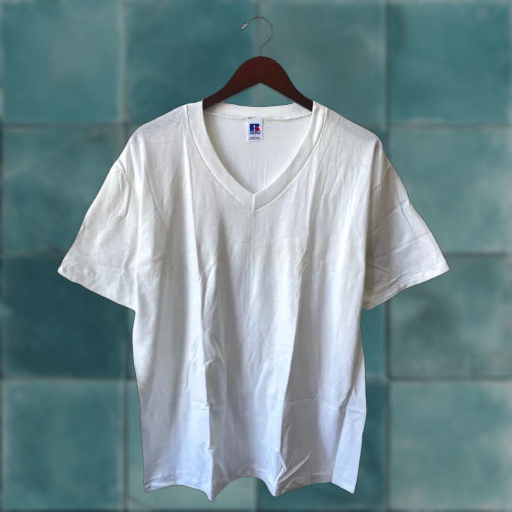 Russell Athletic VINTAGE Russell Athletic T-Shirt Mens L V-Neck 90s Deadstock NWOT White Cotton Blend 1990s Shirts Mens Size US L / EU 52-54 / 3 - 1 Thumbnail