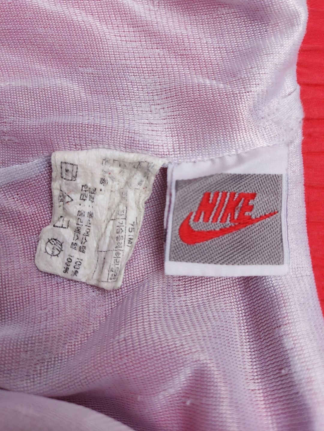 Nike × Vintage 💥Vintage 90's Nike Abstract Shorts💥 Size US 33 - 4 Thumbnail