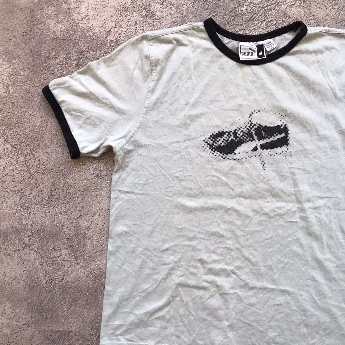 Vintage Vintage Y2K Puma Sneaker Graphic Tee Streetwear Washed M Size US M / EU 48-50 / 2 - 2 Thumbnail