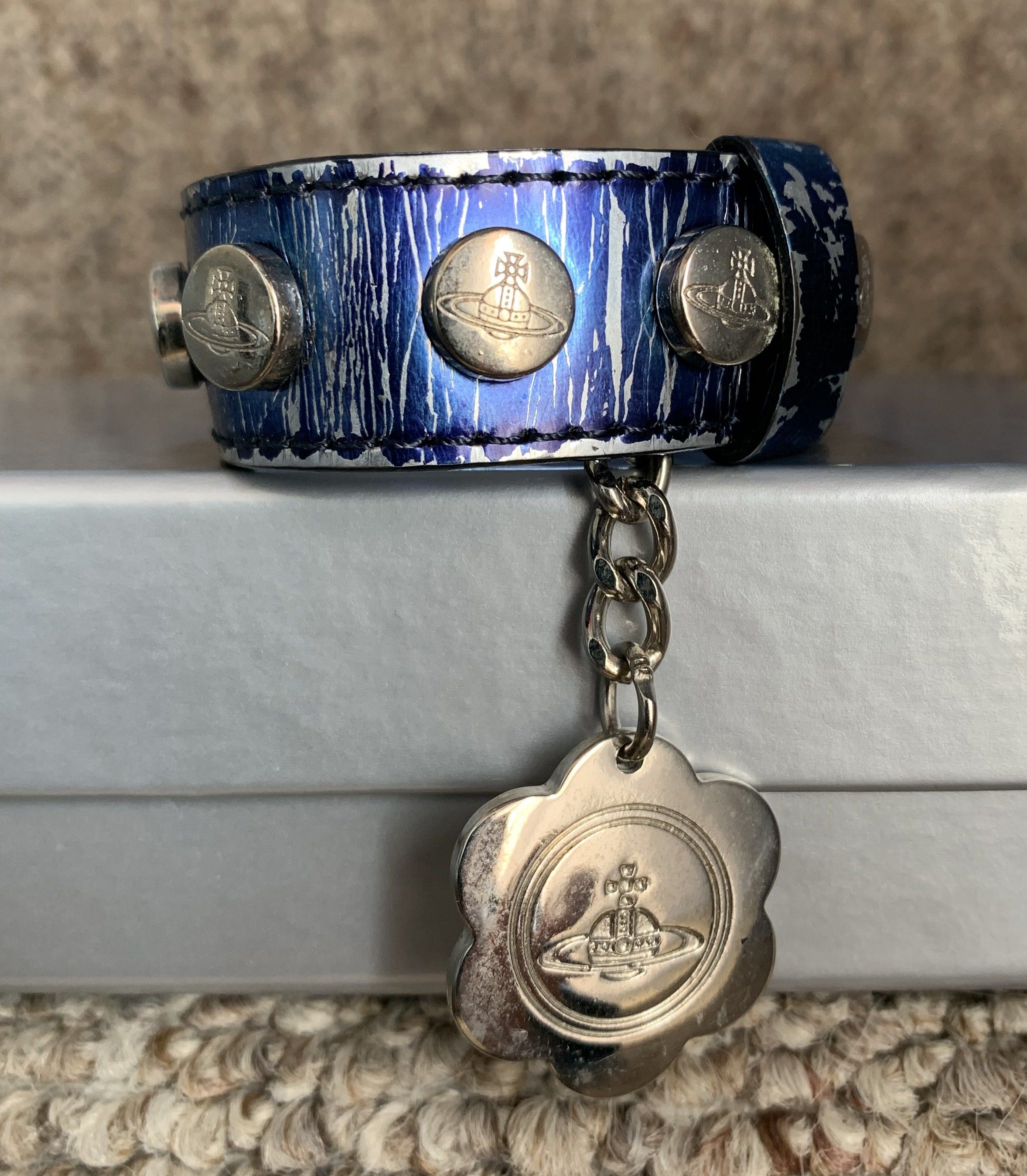 Vivienne Westwood S/S 2003 Vivenne Westwood Studded Leather Orb Bracelet Size ONE SIZE - 5 Thumbnail