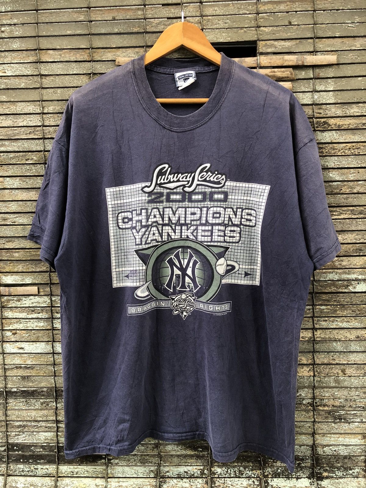 MLB × New York Yankees × Vintage 💥Vintage Y2K💥Sunfaded Lee X Champions NY Yankees Tshirt Size US XL / EU 56 / 4 - 1 Thumbnail