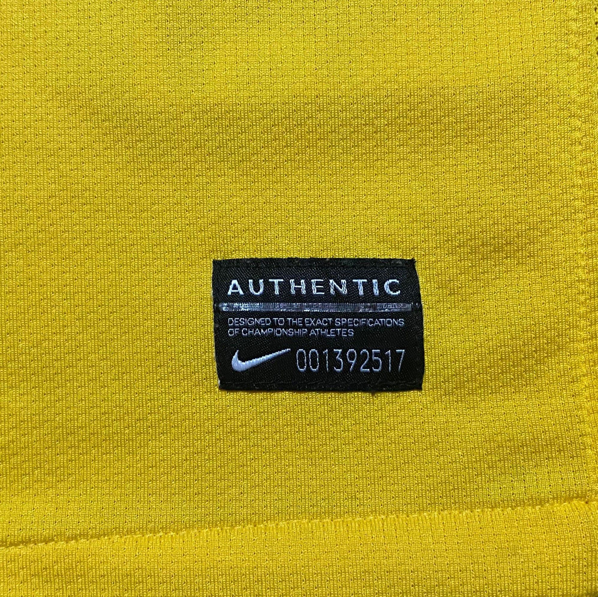 Nike Brazil World Cup 2010 Home Jersey Ricardo Kaká Size US M / EU 48-50 / 2 - 11 Thumbnail