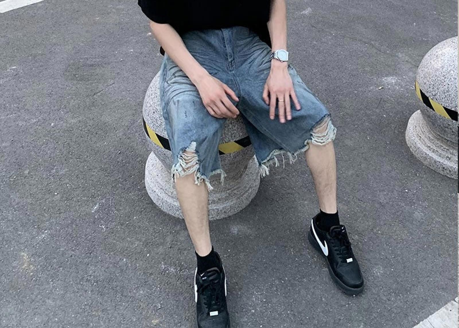 Jean × Vintage Washed Whiskers Distressed Jorts Size US 33 - 4 Thumbnail