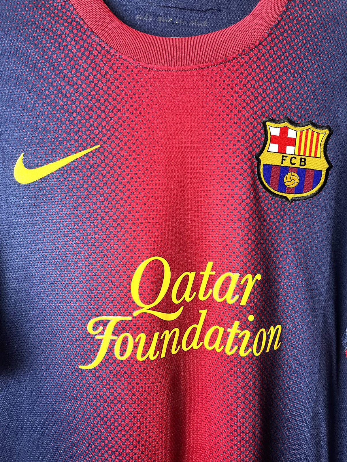 Nike Barcelona Nike Qatar Foundation Soccer Jersey T Shirt Size US L / EU 52-54 / 3 - 2 Thumbnail