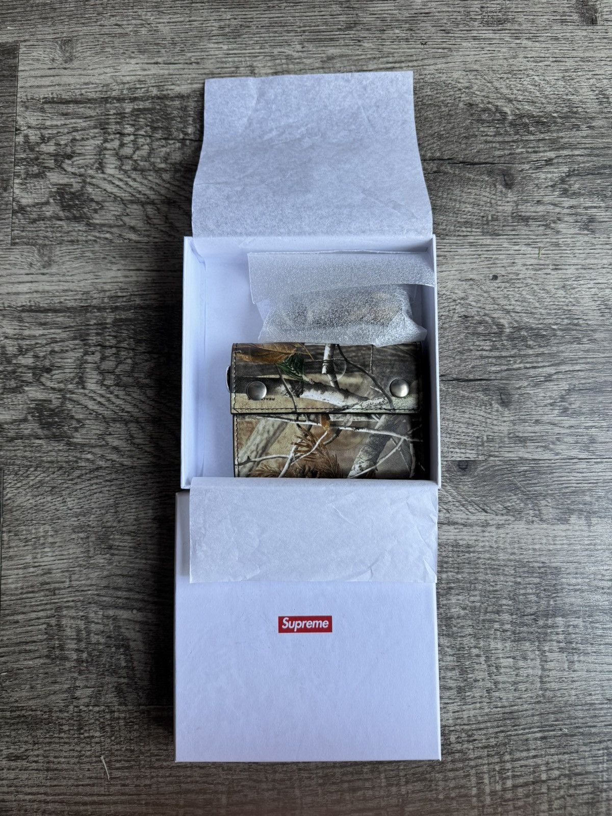 Supreme Supreme Leather Chain Wallet Realtree Camo | Grailed