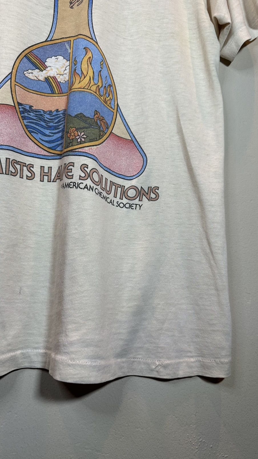 Vintage RARE Vintage 1960s Chemists Have Solutions Art Beaker Shirt Size US L / EU 52-54 / 3 - 5 Thumbnail