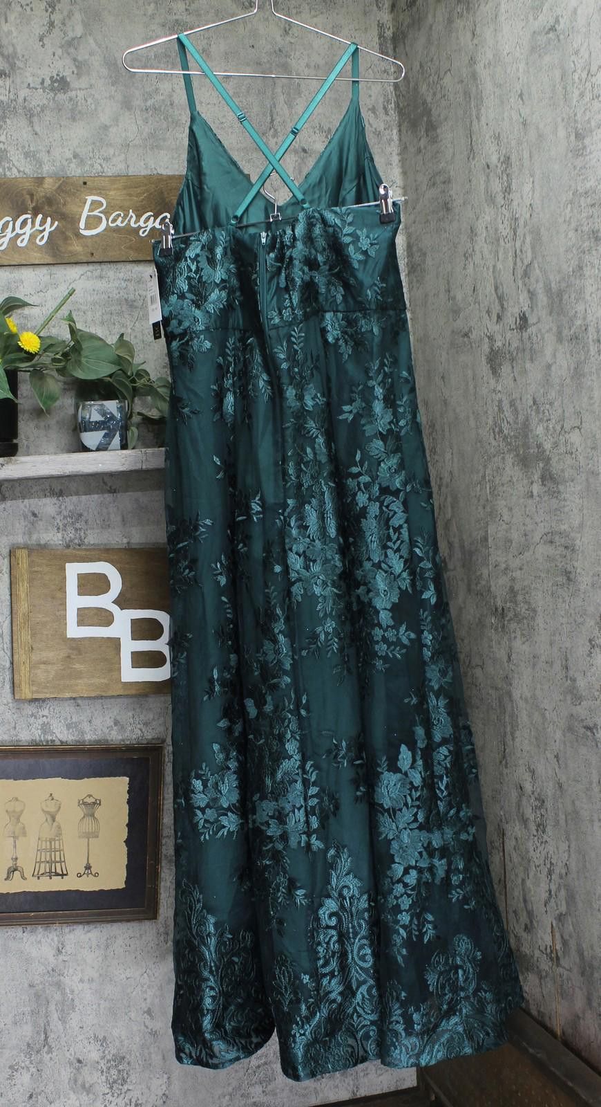 Other Bcx Strappy Embroidered Sleeveless Gown Emerald Green 16w Size XXL / US 16-18 / IT 52-54 - 2 Thumbnail