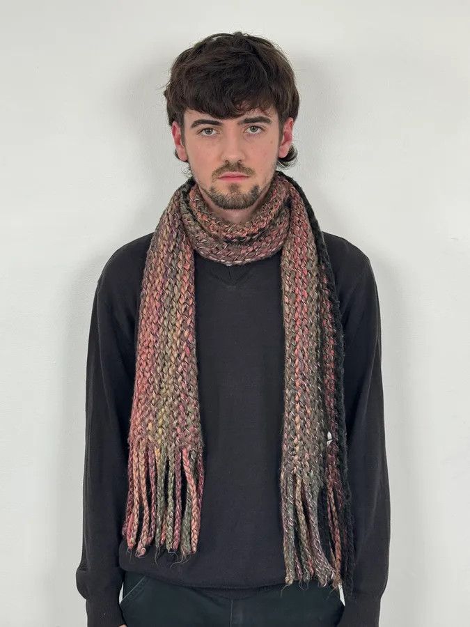 Dolce & Gabbana 1990s Dolce & Gabbana Gradient Pink Dark Wool Scarf Size ONE SIZE - 2 Thumbnail