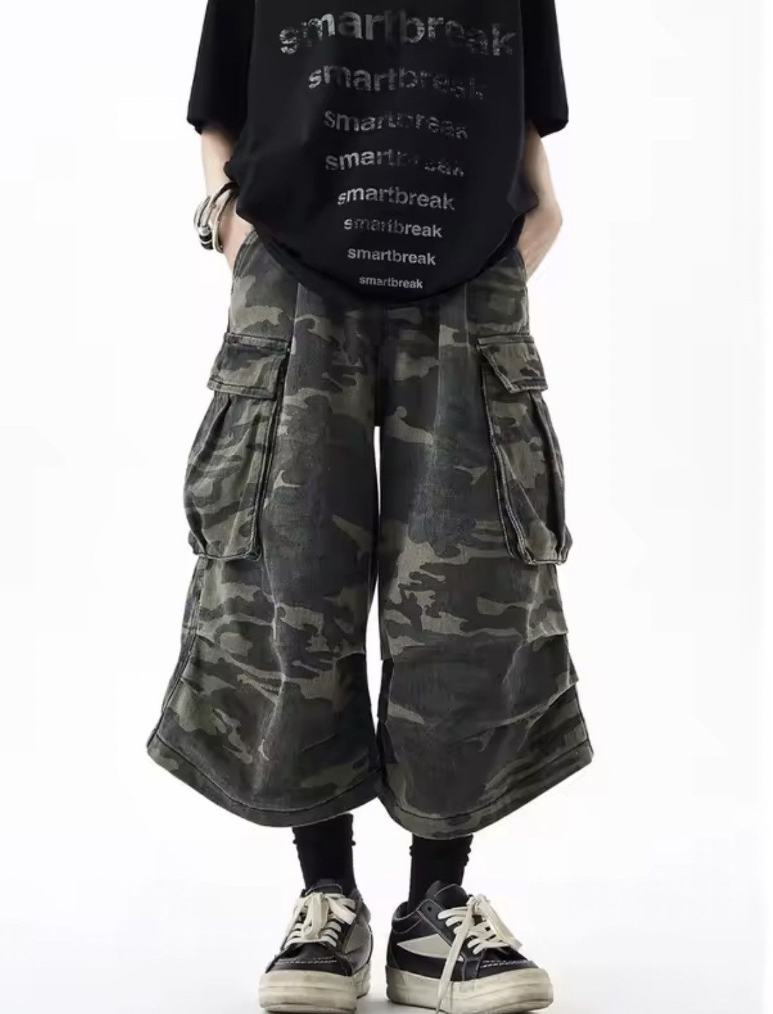 Japanese Brand Unisex washed loose baggy military outdoor cargo shorts Size US 34 / EU 50 - 8 Thumbnail