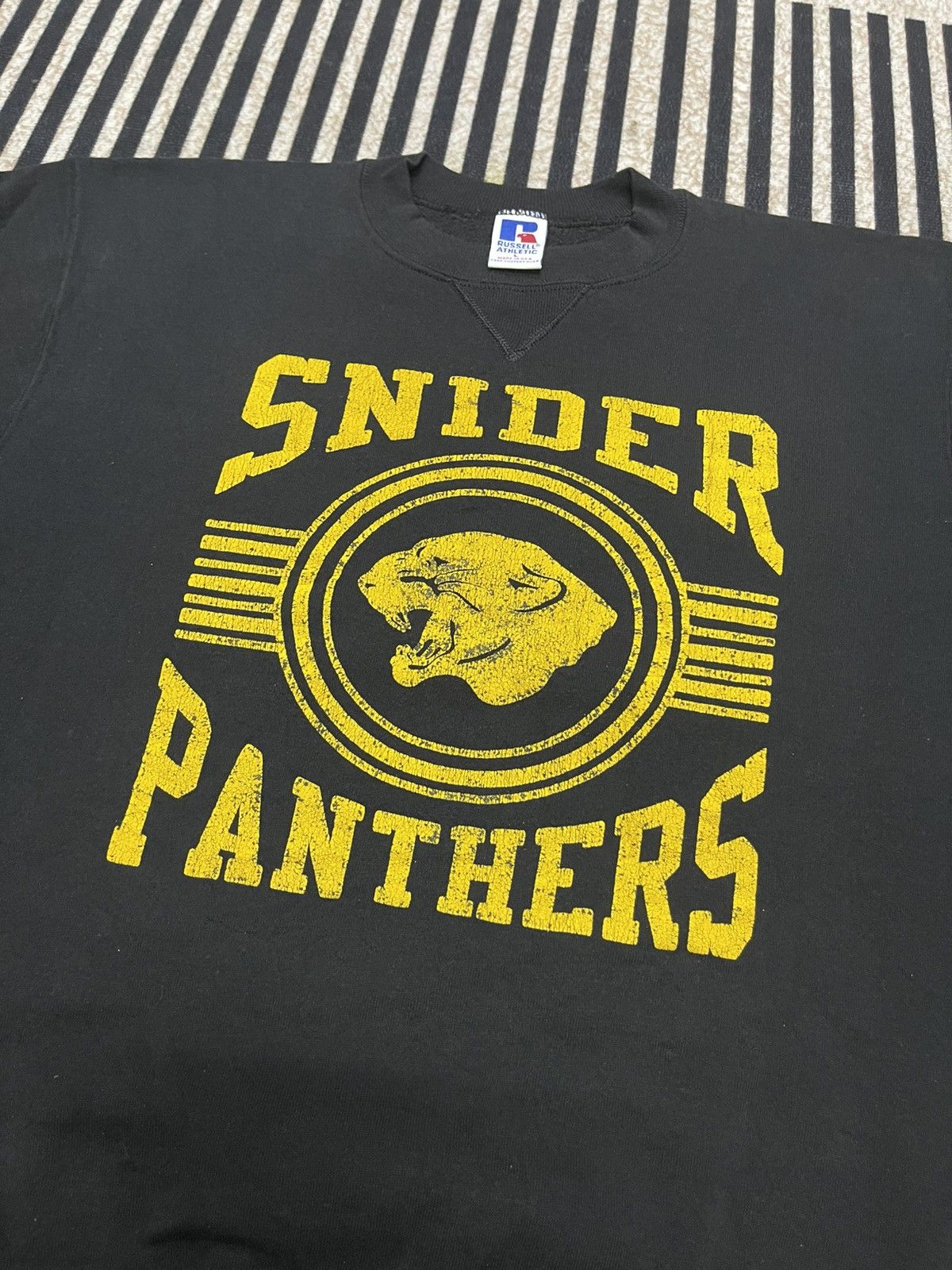 Russell Athletic 90s RUSELL ATHLETIC SNIDER PANTHERS CREWNECK Size US L / EU 52-54 / 3 - 7 Thumbnail