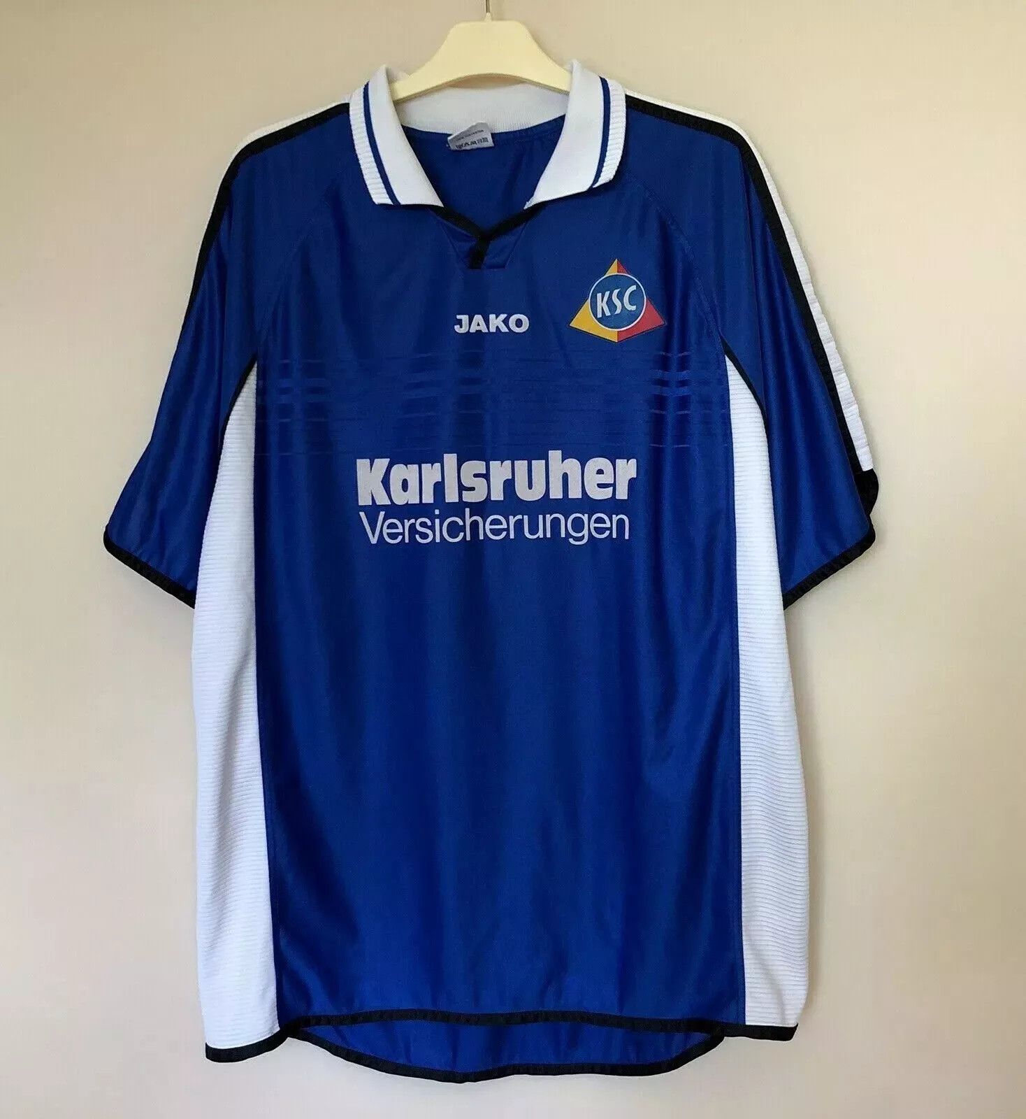 Vintage VINTAGE KARLSRUHER 2002 2004 HOME FOOTBALL JERSEY SHIRT Size US L / EU 52-54 / 3 - 1 Thumbnail