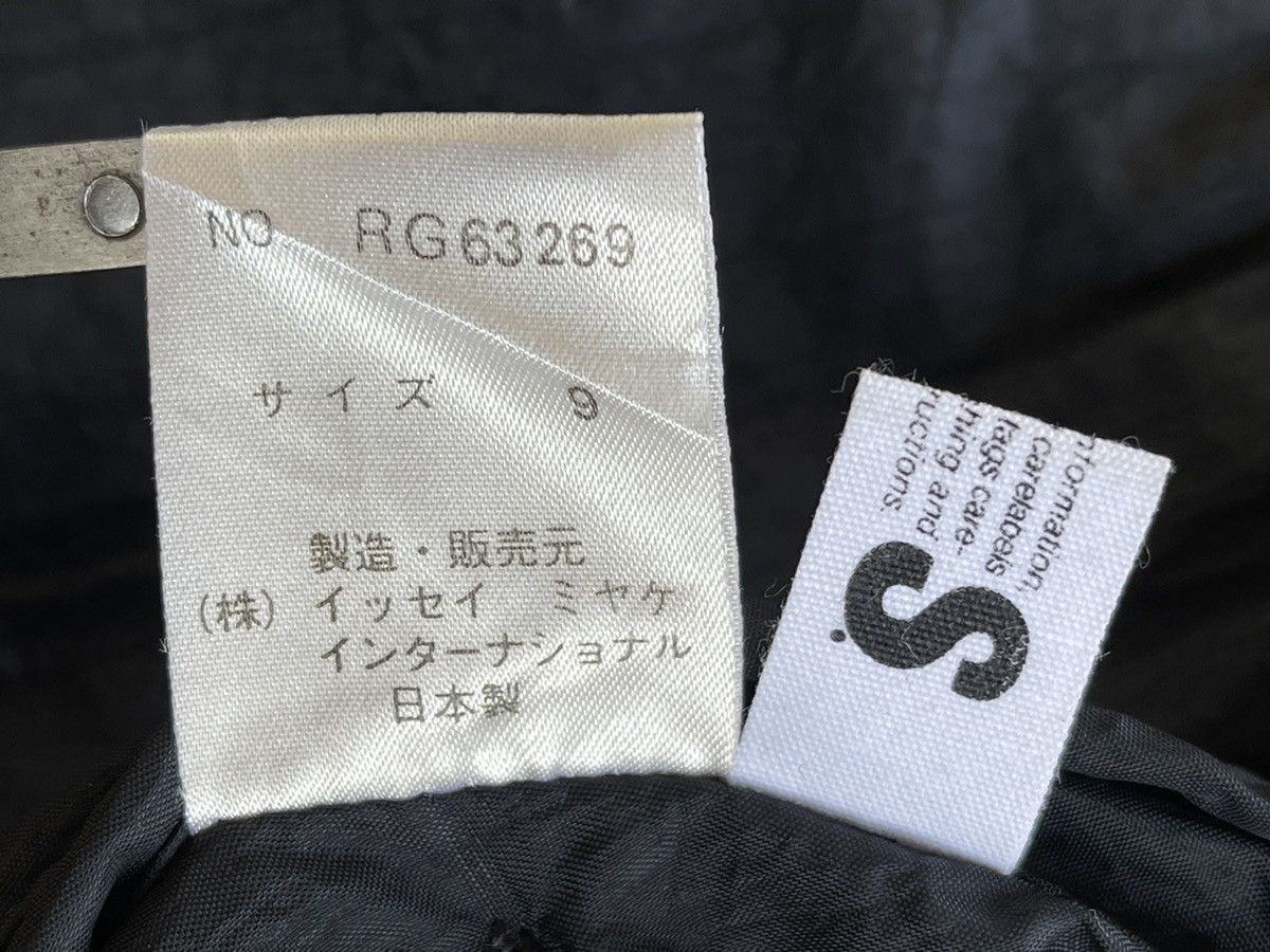 Issey Miyake 1980s Issey Miyake I.S Black Reversible Jacket Size US XL / EU 56 / 4 - 11 Thumbnail