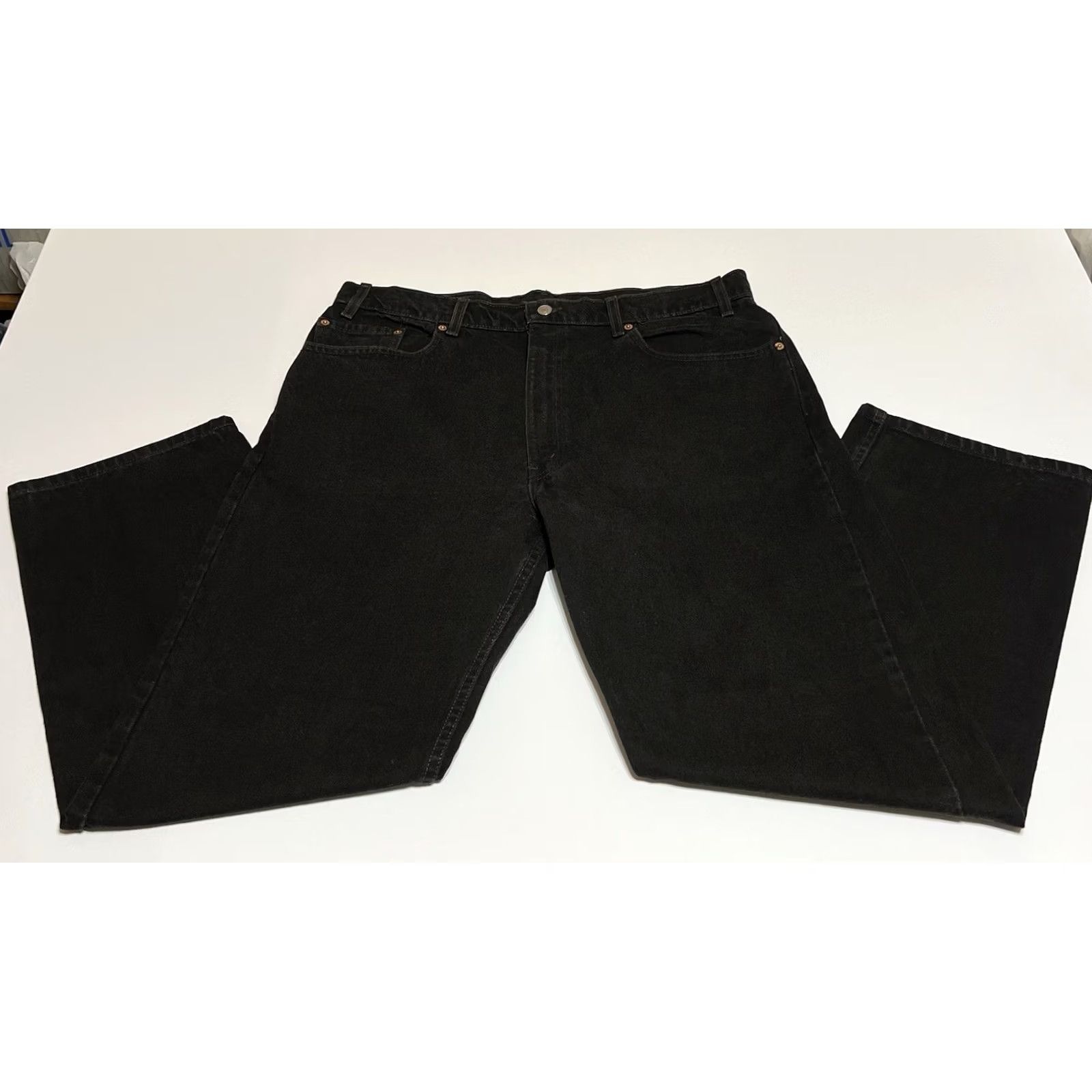 Levi's VINTAGE Levi's 505 Jeans Mens 38x30 Black Regular Straight 90s USA Denim Button Zip Pockets 5-Pocket Image: 40x30 Tag Tagless? (note: no extra text) Size US 38 / EU 54 - 2 Thumbnail