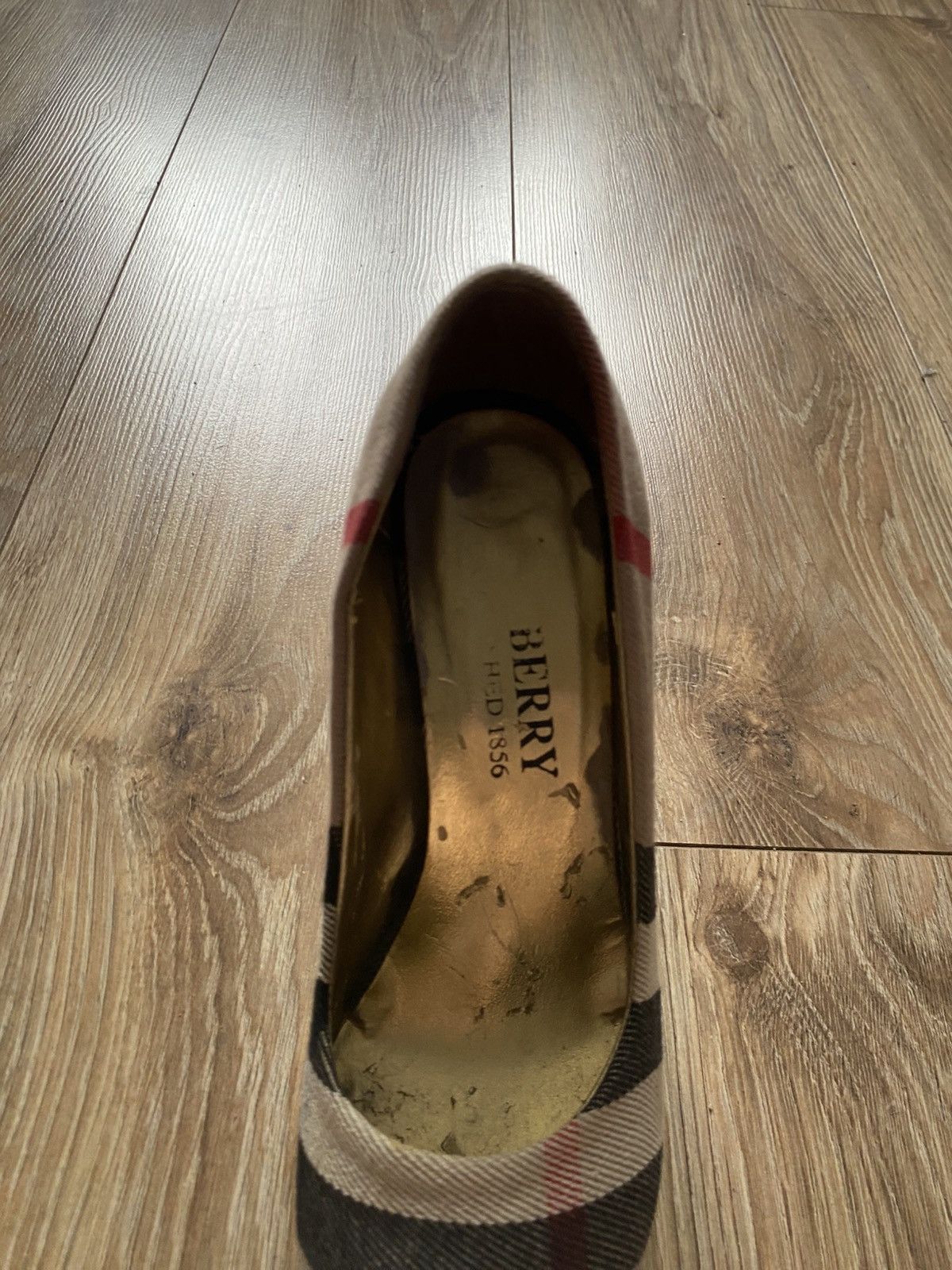 Burberry Vintage burberry heels Size US 7 / IT 37 - 3 Thumbnail