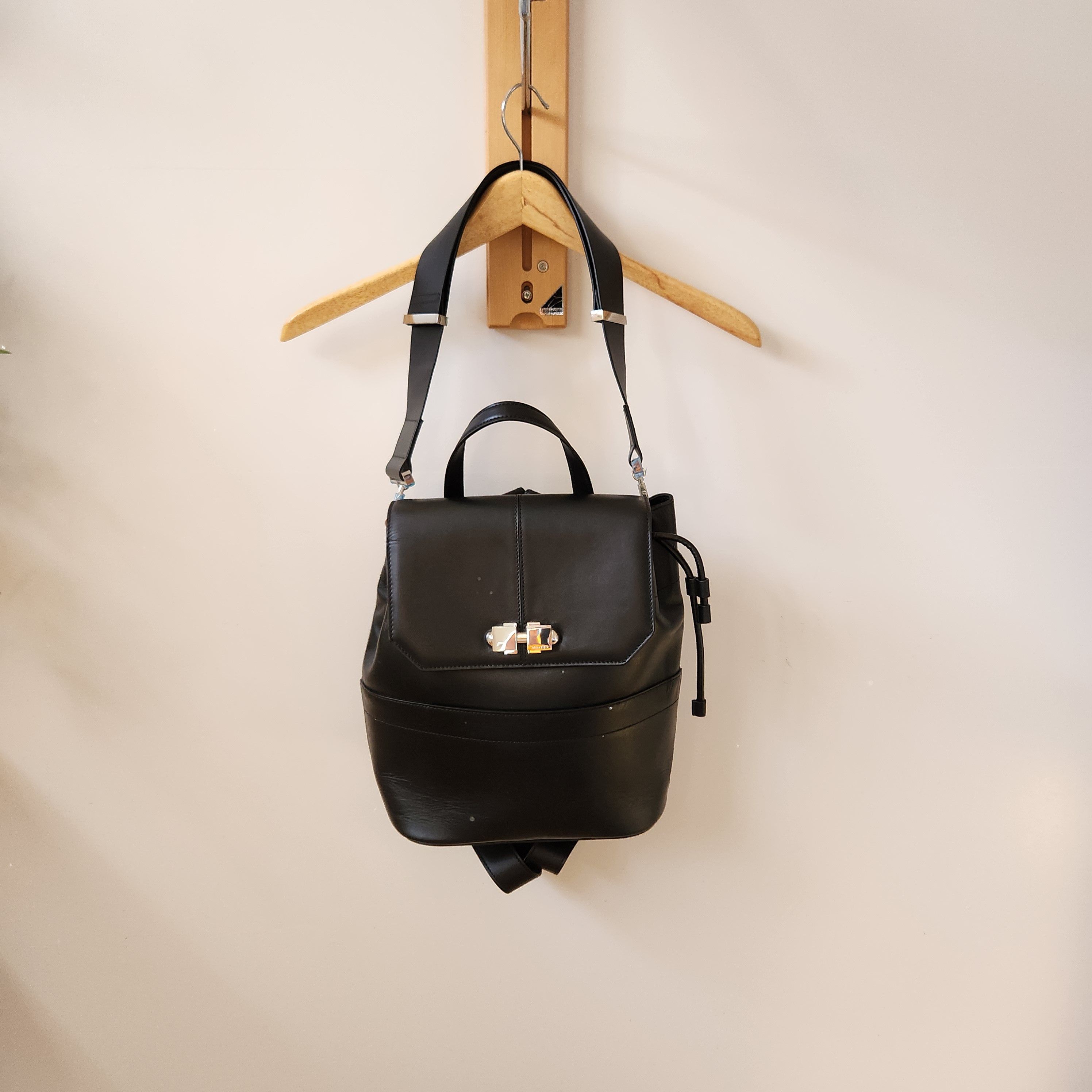 Carven Black Leather Carven Backpack w/ Shoulder Strap Size ONE SIZE - 2 Thumbnail