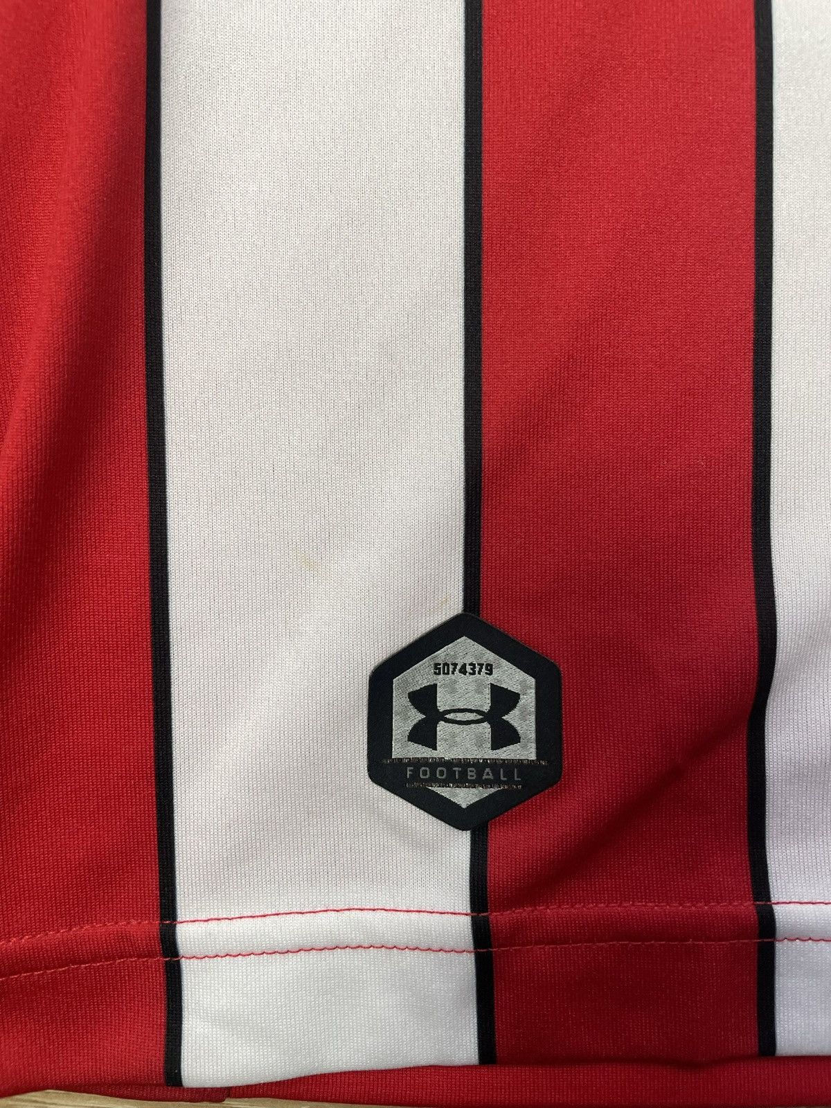 Under Armour Southampton Home football shirt 2018 - 2019 Under Armour Size US XXL / EU 58 / 5 - 7 Thumbnail