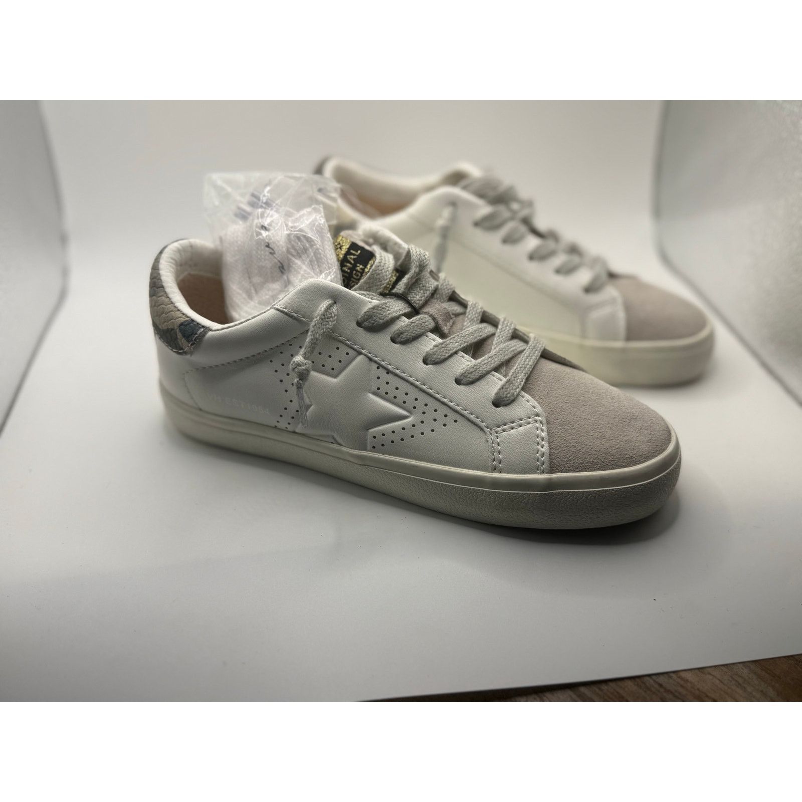 Women’s Vintage Havana sneakers Golden Goose style Size 5.5