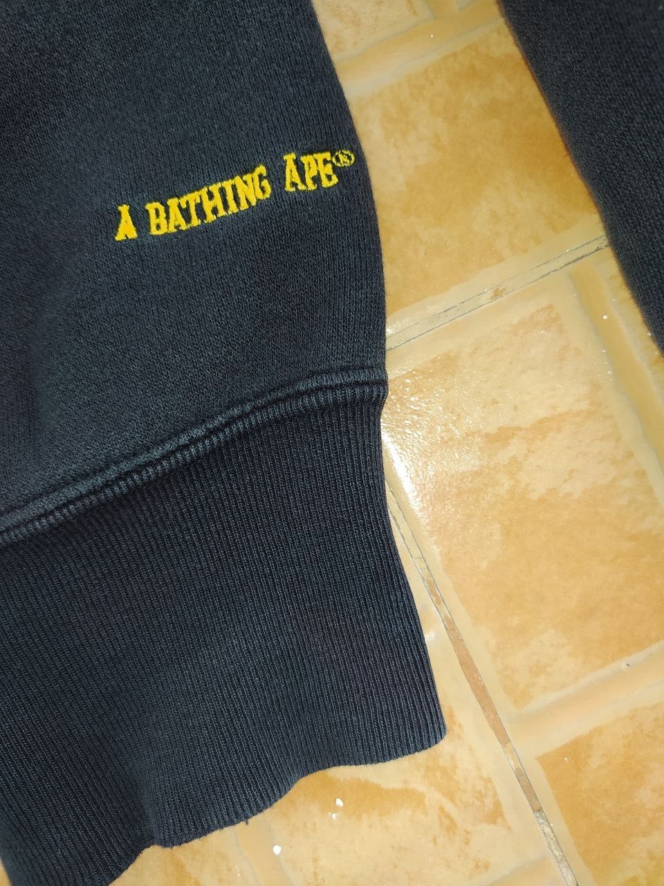 Bape BAPE VINTAGE LOGO CREWNECK SWEATSHIRT SIZE L Size US L / EU 52-54 / 3 - 5 Thumbnail