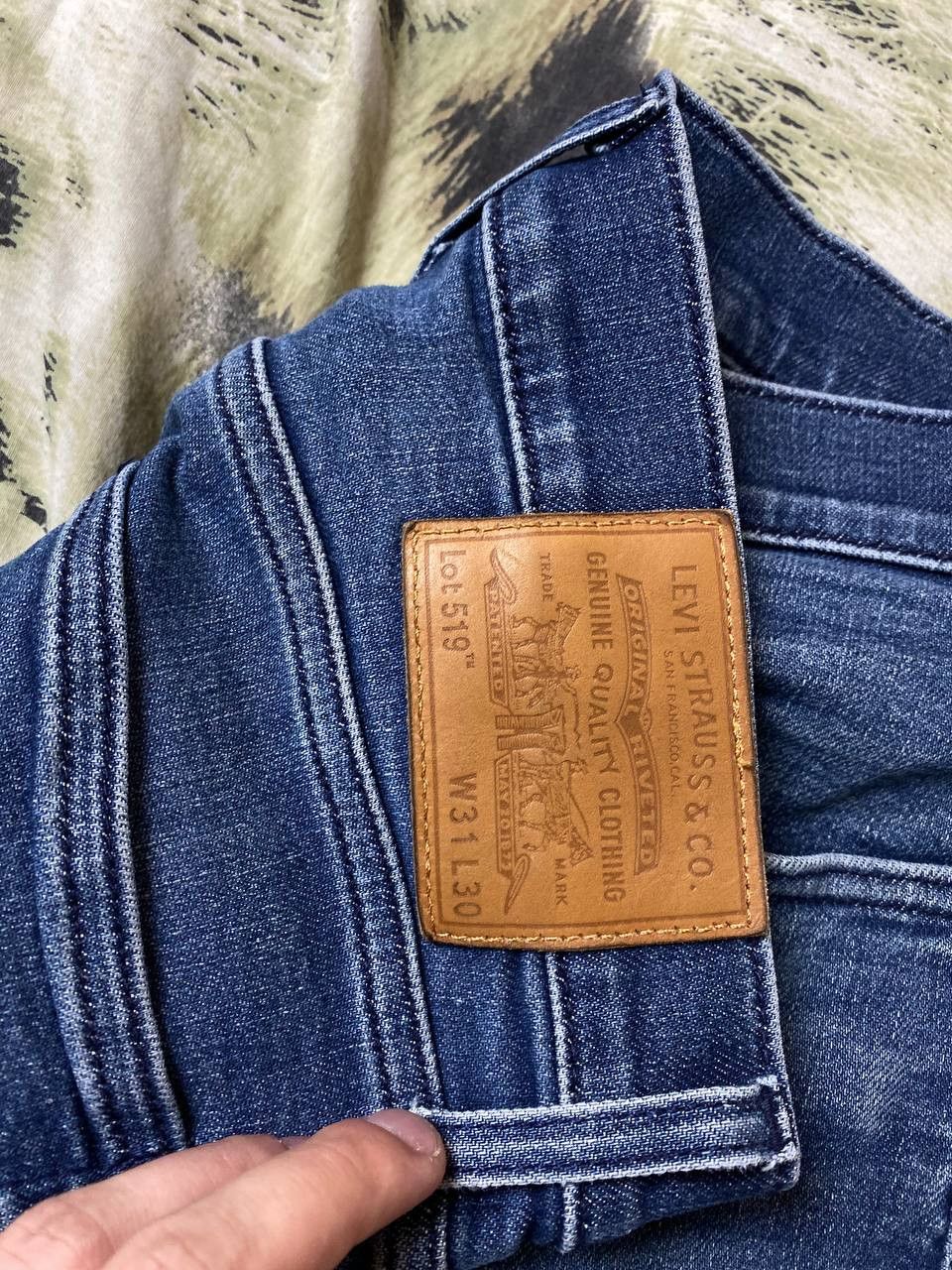 Levi's × Vintage Vintage Levi’s 519 Faded Distressed Jeans Size US 31 - 4 Thumbnail
