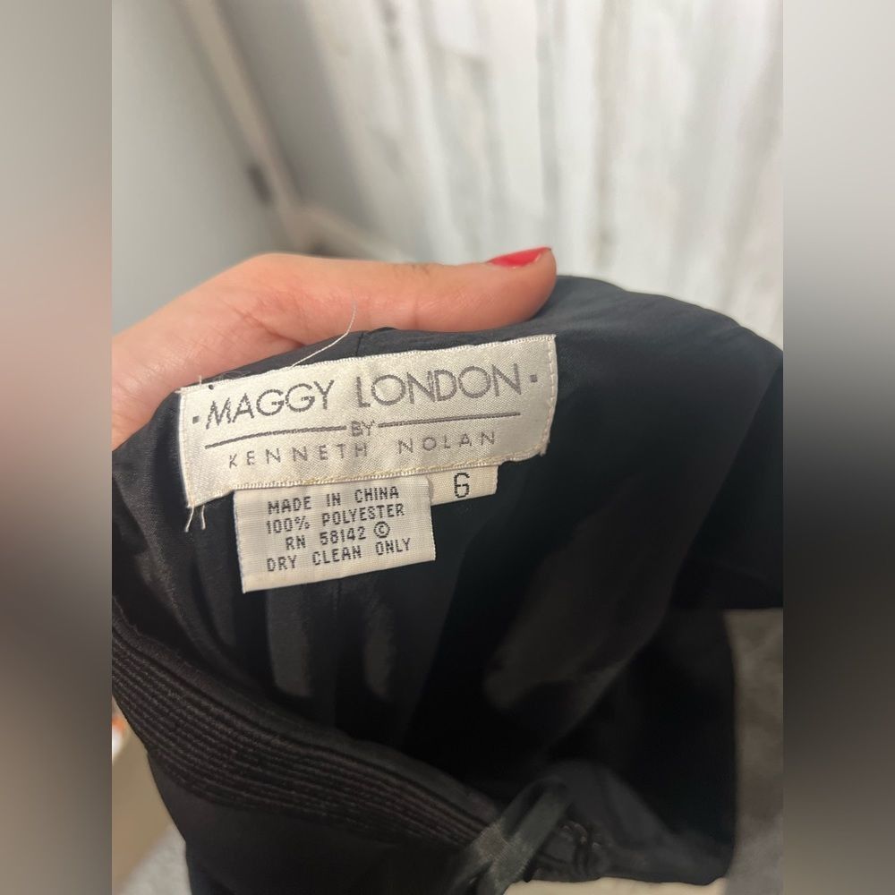 Other Maggy London Black One Shoulder Formal Gown | Size 6 | Elega Size S / US 4 / IT 40 - 8 Thumbnail