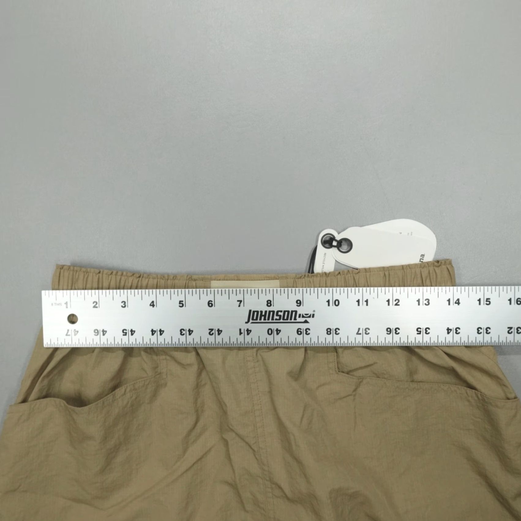 Prana prAna Crossback Shorts Nomad Tan Women's Size S Nylon Hiking Elastic Waist Regular Activewear Summer 3 in Inseam Womens X Nylon? Size 28" / US 6 / IT 42 - 4 Thumbnail