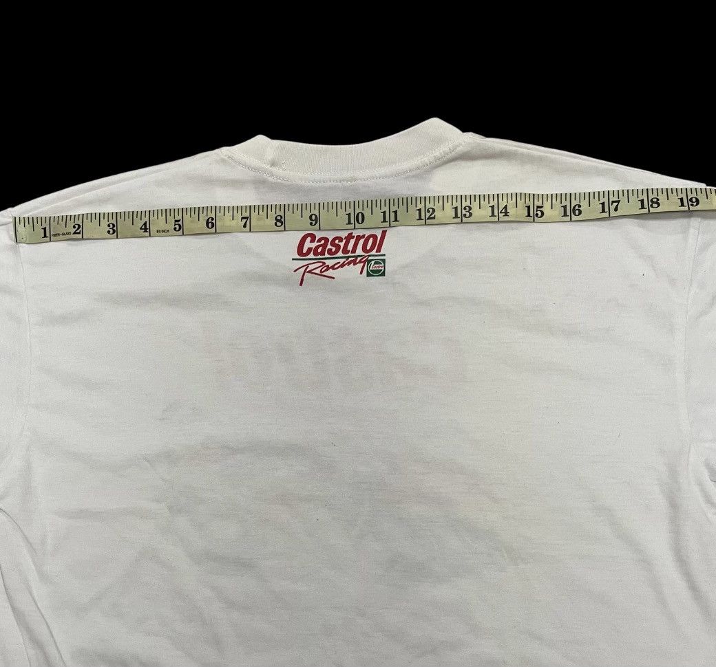 Vintage Castrol Honda Racing MotoGP Design Tshirt x Vintage Size US M / EU 48-50 / 2 - 8 Thumbnail