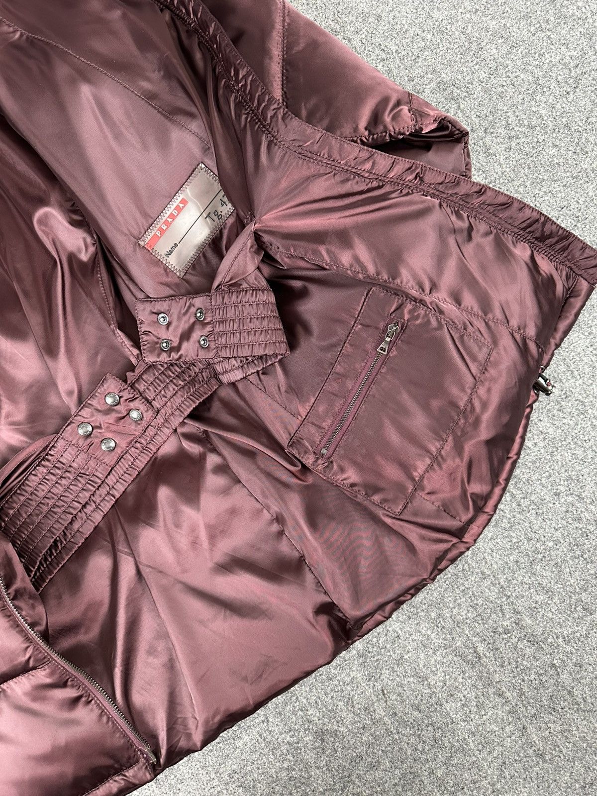 Prada Prada - 09 Down Zip-Up Nylon Hooded Jacket Fox Fur - Maroon Size M / US 6-8 / IT 42-44 - 12 Thumbnail