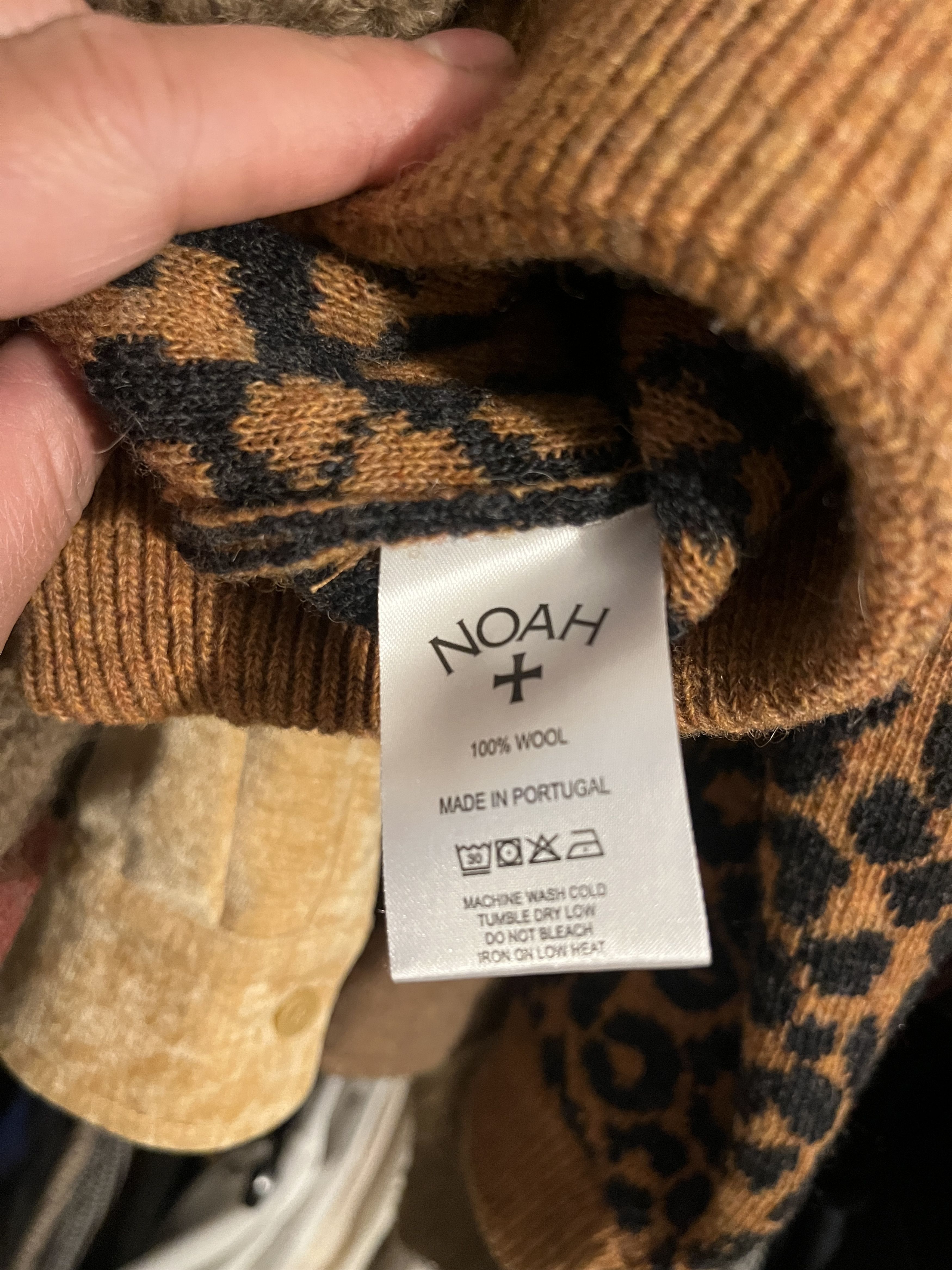 Noah Leopard Cardigan Sweater Size US L / EU 52-54 / 3 - 5 Thumbnail