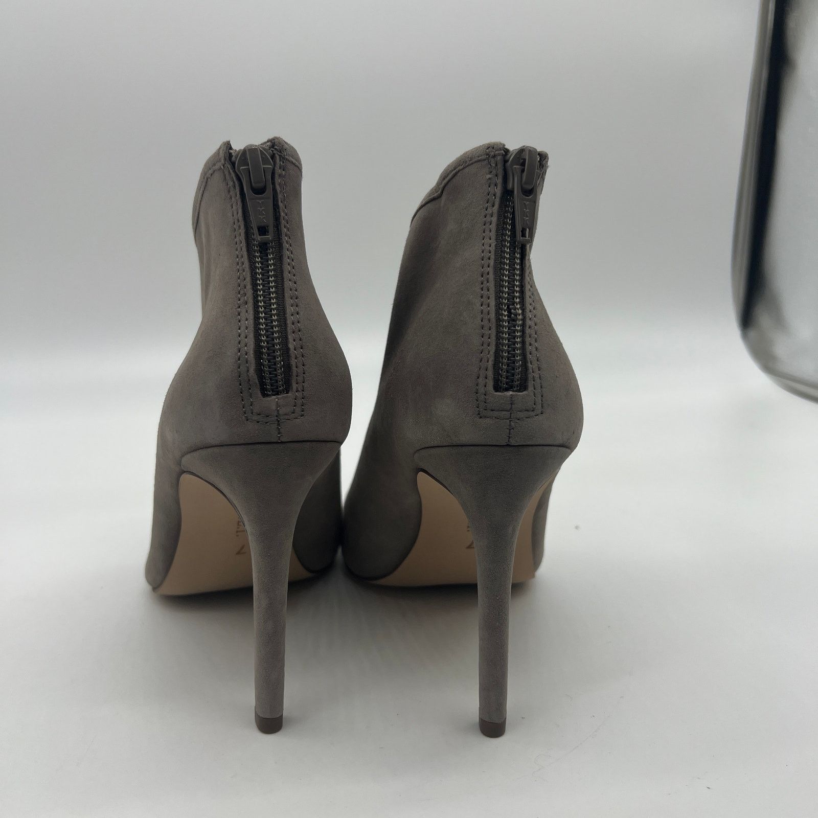 Other G.I.L.I. Peep Toe Zip Back Suede Booties Size 7 M Size US 7 / IT 37 - 8 Thumbnail