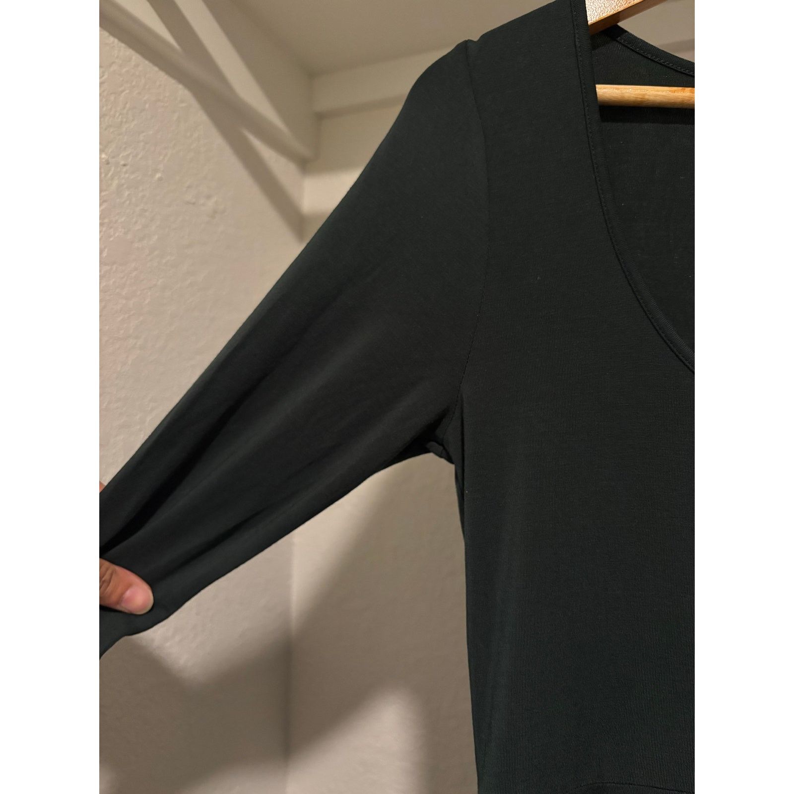 Aritzia NWOT Aritzia Wilfred Green Maxi Bunglow Dress Sz M Size M / US 6-8 / IT 42-44 - 4 Thumbnail