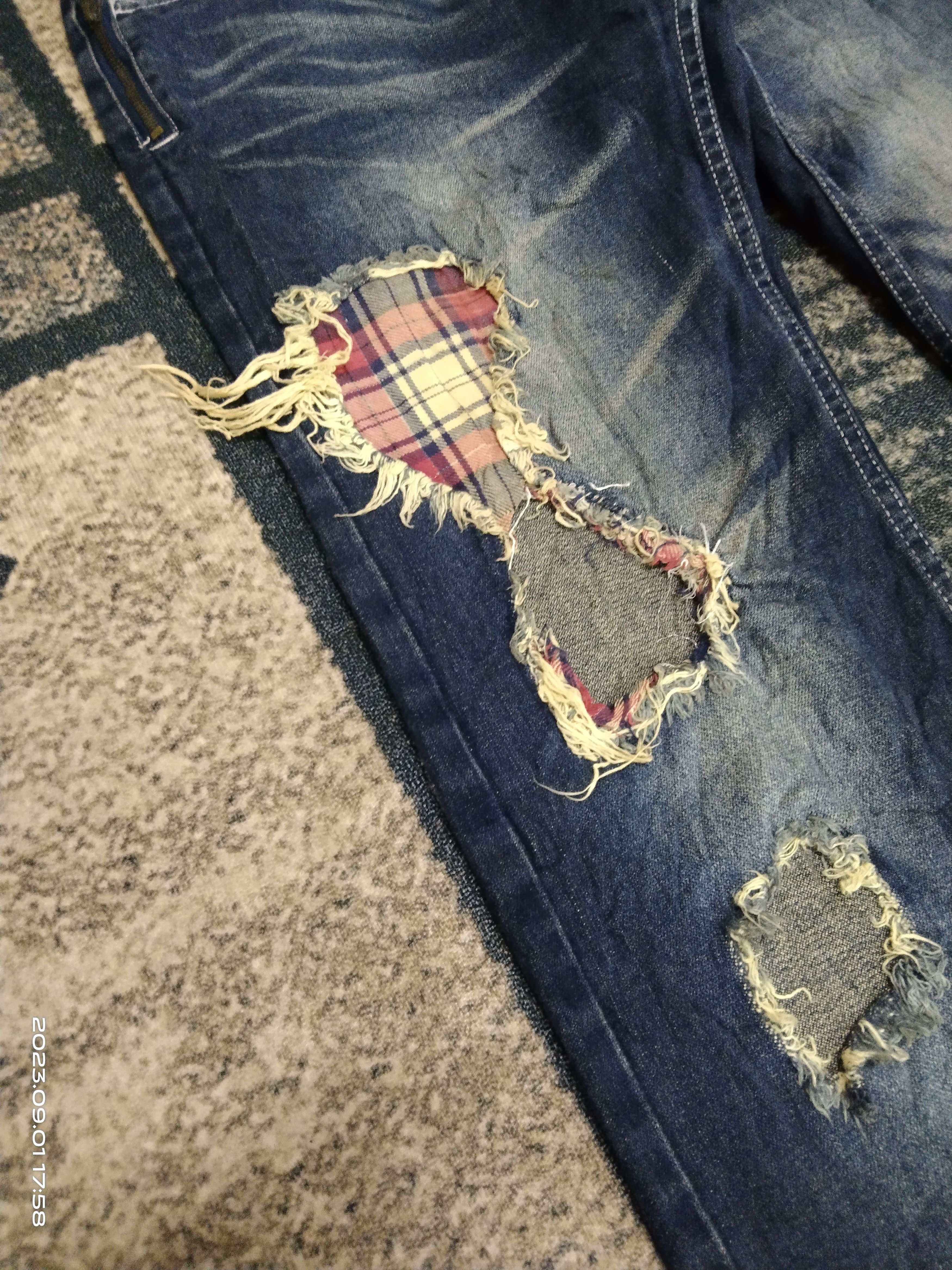 Japanese Brand SiCK RIPED ANTFUL DENIM PANTS Size US 33 - 6 Thumbnail