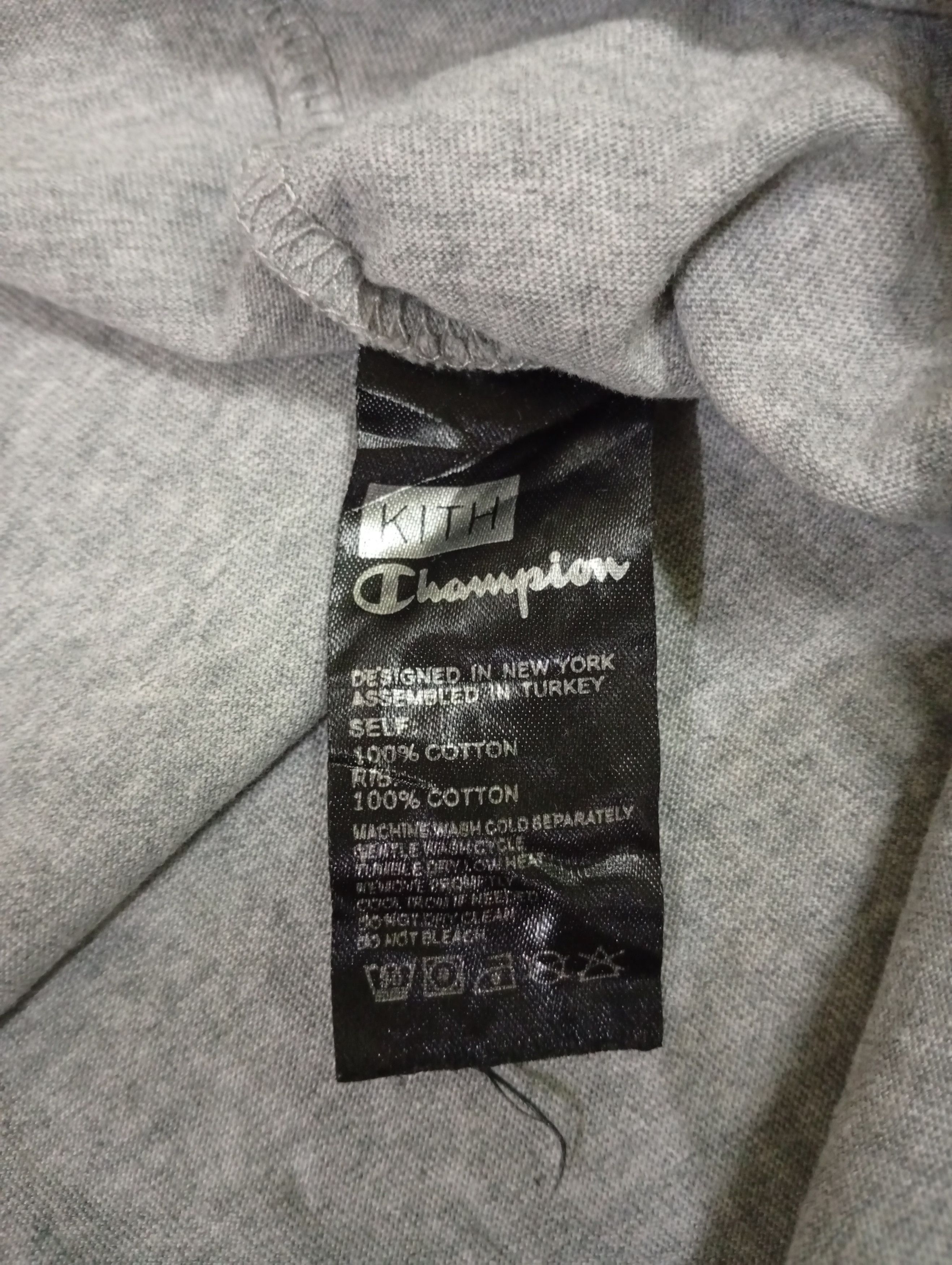 Champion × Kith Champion X Kith Size US L / EU 52-54 / 3 - 6 Thumbnail