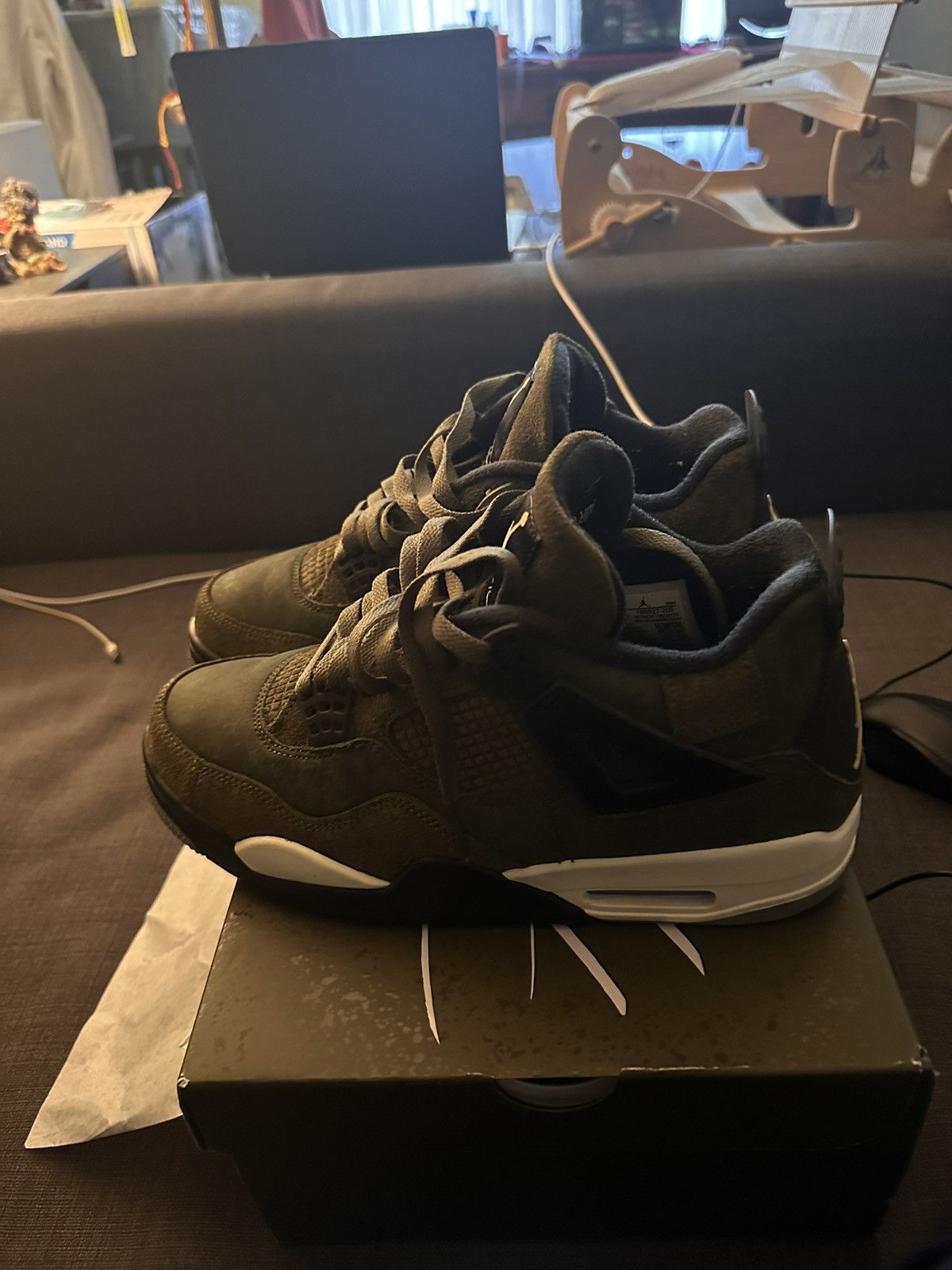 image of Jordan Brand 4 Se Craft Olive Green Shoes, Men's (Size 9)