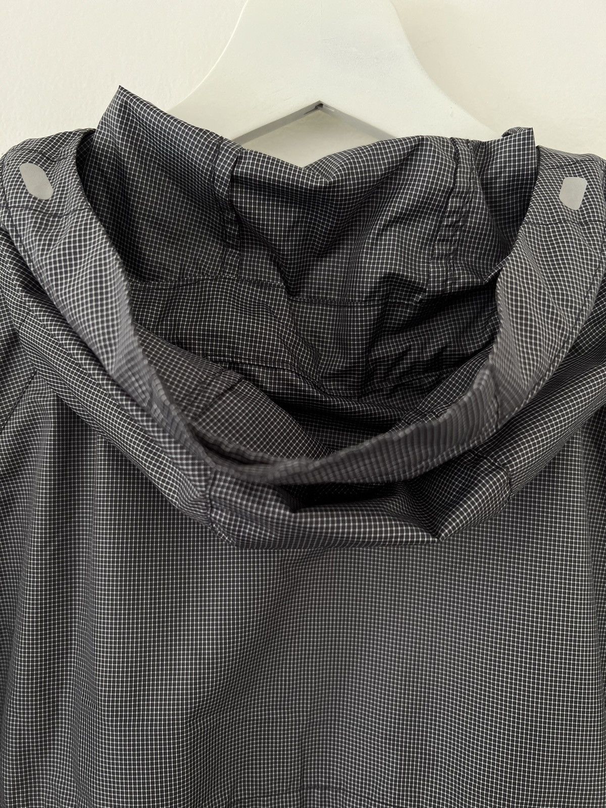 Nike Nike Running Ultralight Jacket Size US XL / EU 56 / 4 - 9 Thumbnail