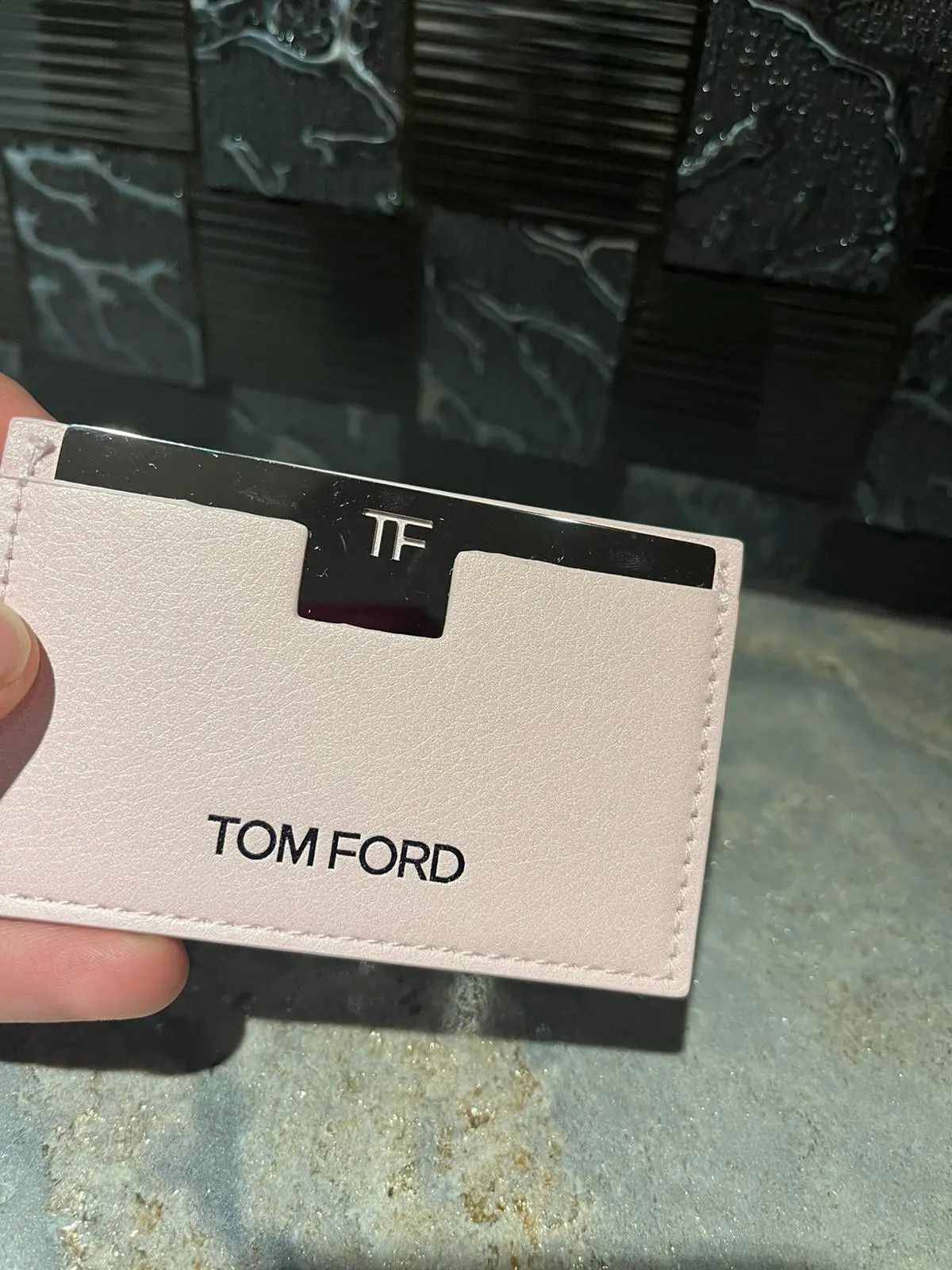 Tom Ford Mirror/Card Holder Wallet in Light Pink Size ONE SIZE - 6 Thumbnail