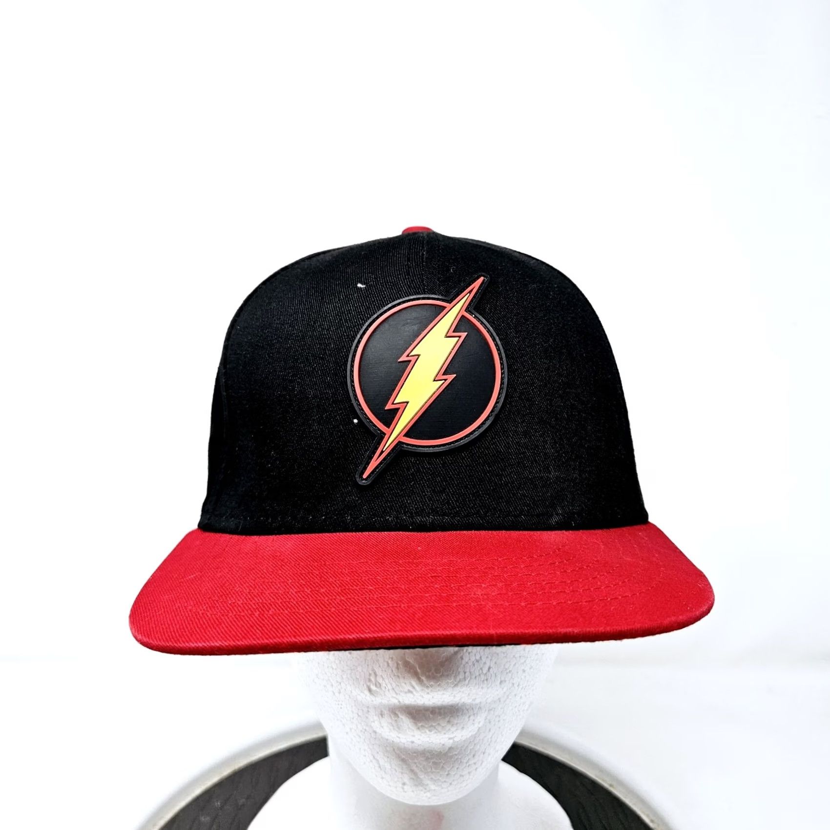 DC Comics DC Comics Flash Hat Cap Snap Back Black Red Mens Baseball Cap Adjustable Black Size ONE SIZE - 2 Thumbnail